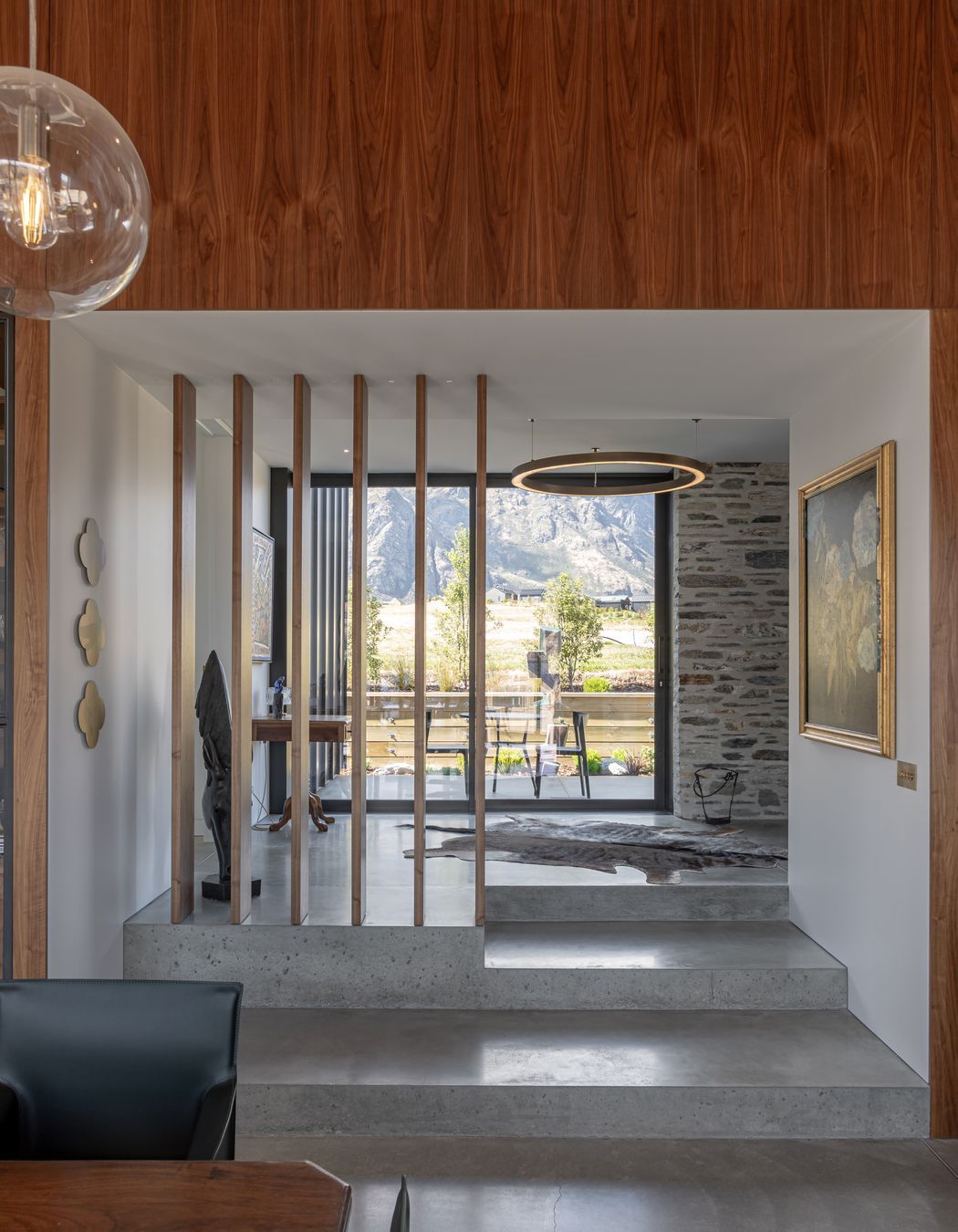 Ben-Hudson-Architects-gallery-house-polished-concrete-steps.jpg