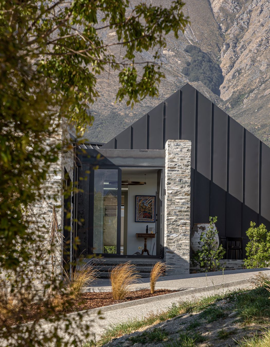 Ben-Hudson-Architects-gallery-house-steel-and-stone.jpg