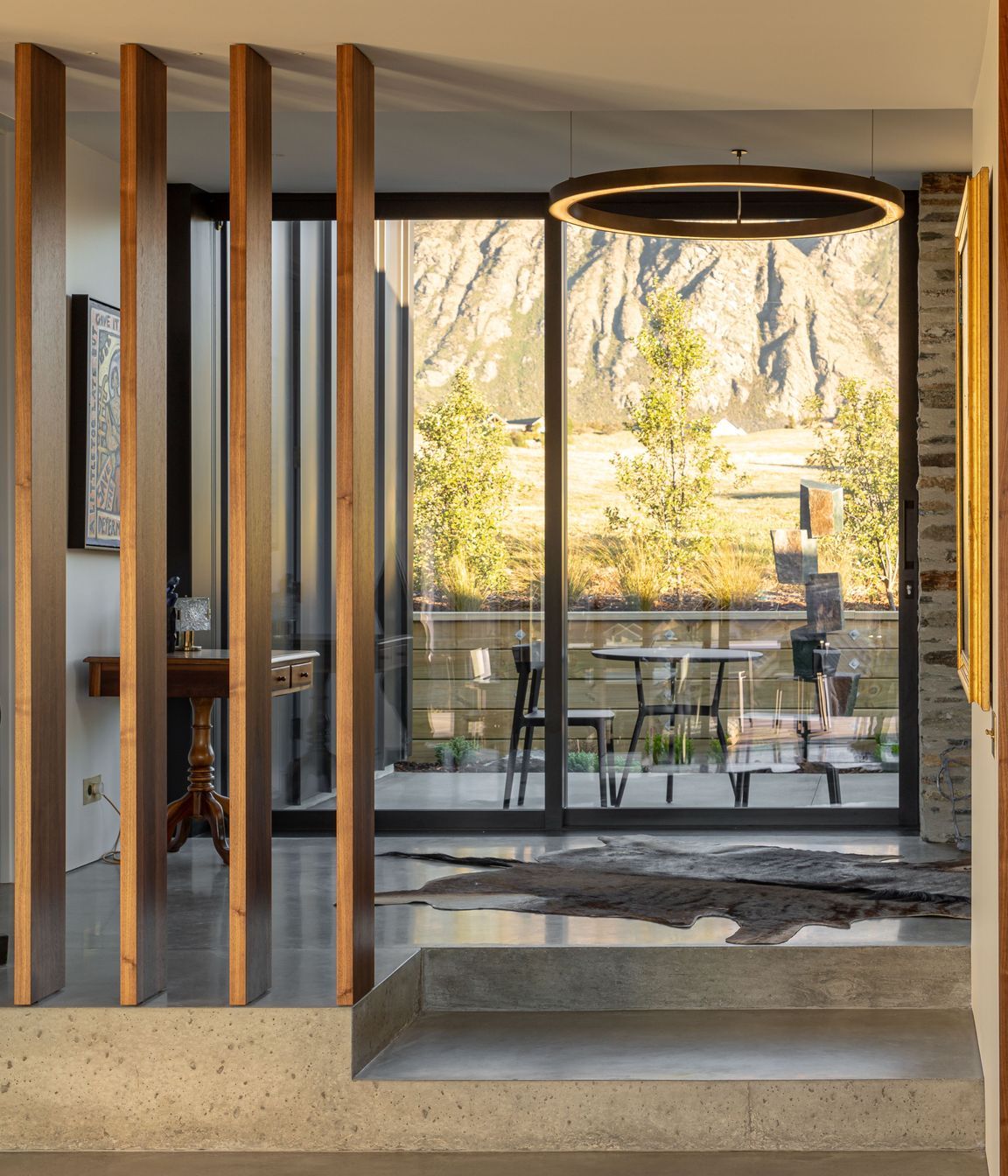Ben-Hudson-Architects-gallery-house-timber-fins.jpg