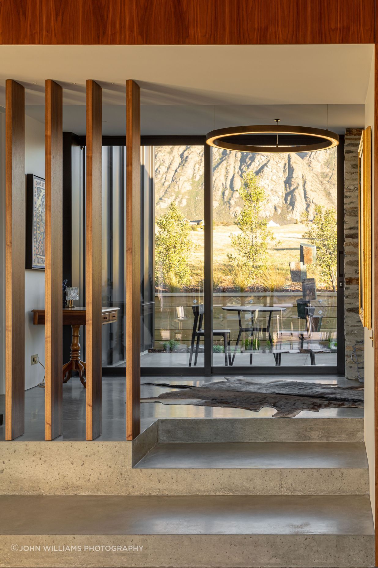 Ben-Hudson-Architects-gallery-house-timber-fins.jpg