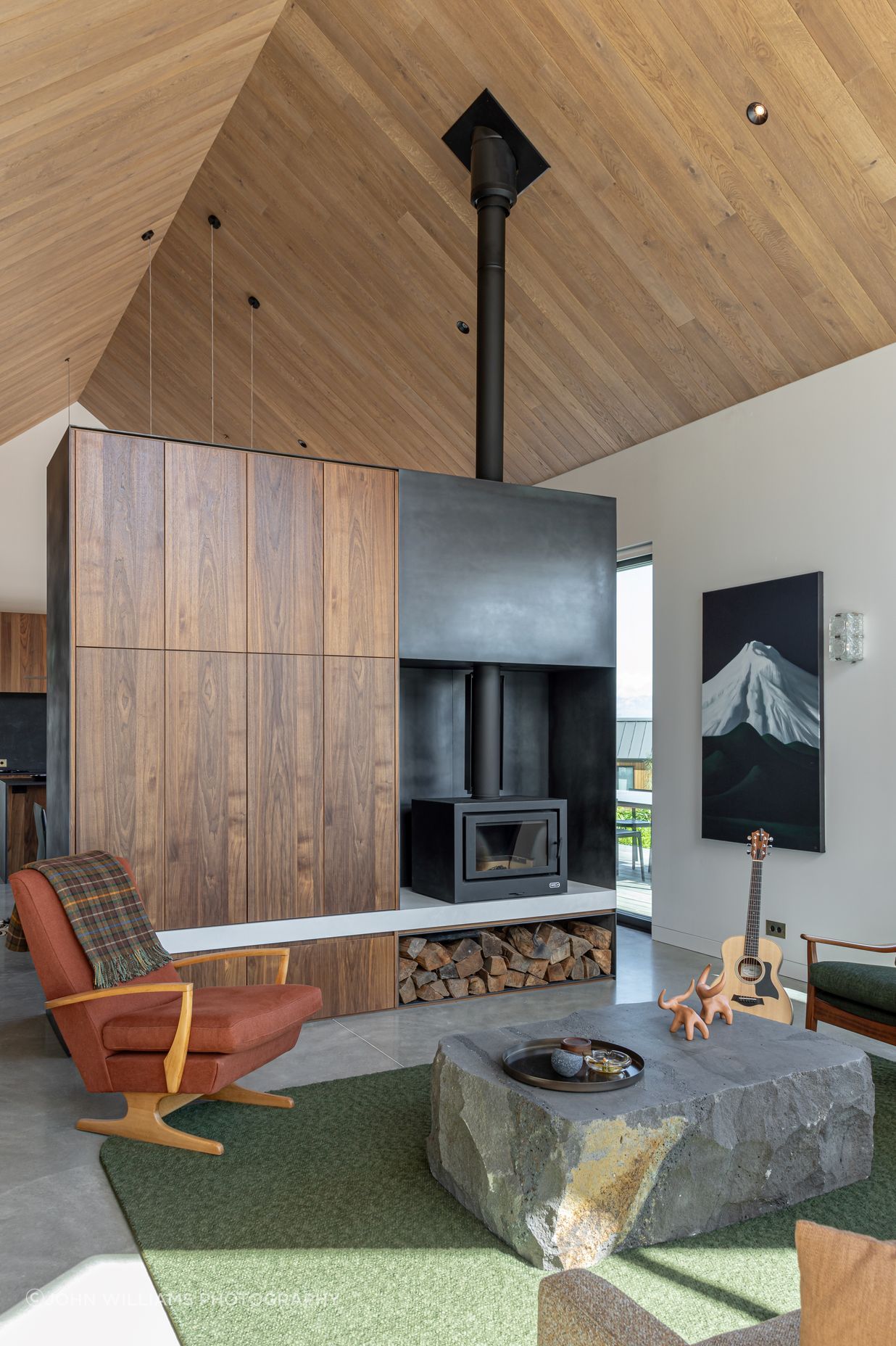 Ben-Hudson-Architects-gallery-house-warm-timber.jpg