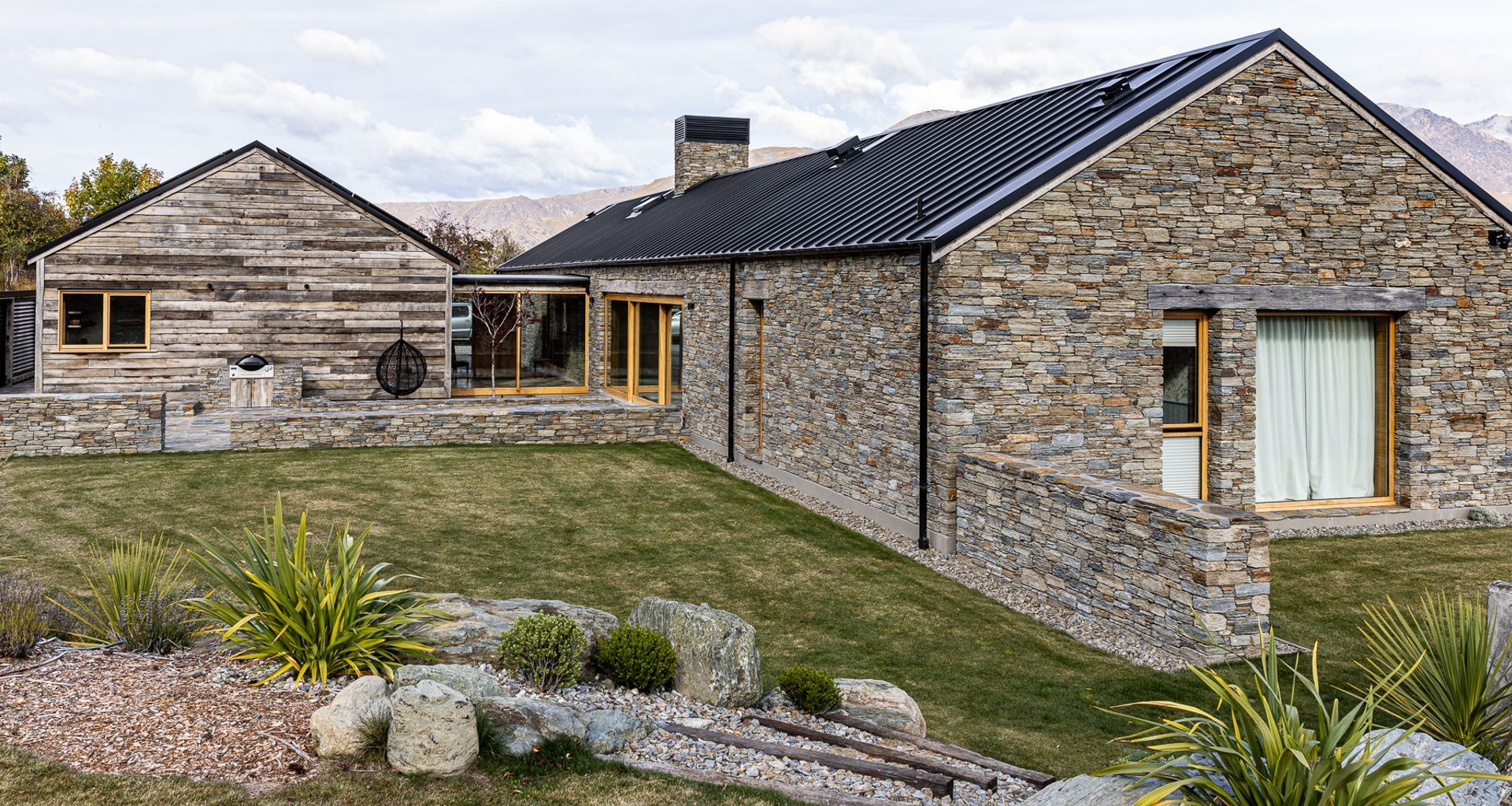 A Retreat for Modern Living banner