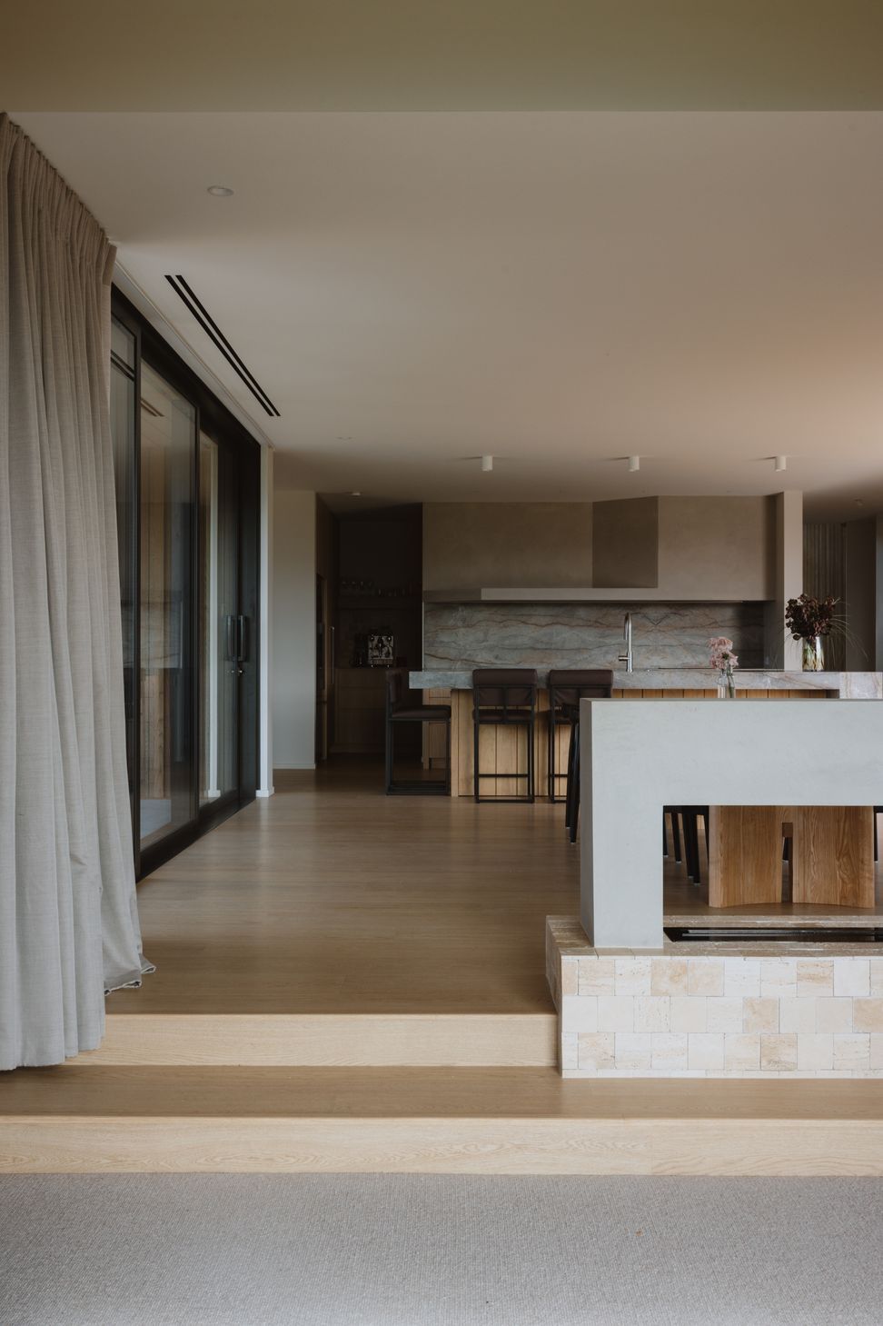 FlooringXtraPrebble-070-ap-compressed-v2.jpg