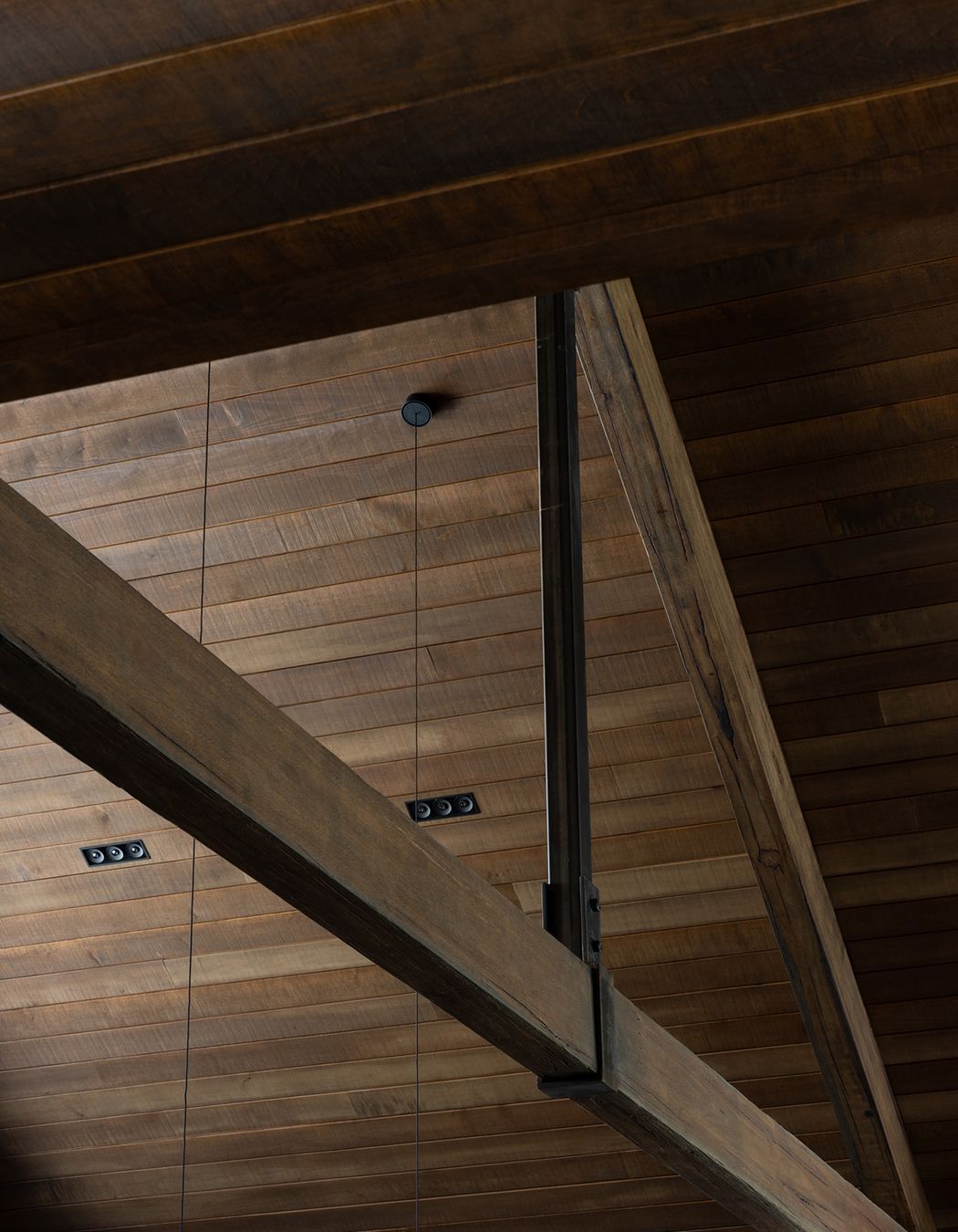 Gibbston-ValleyCaseyCondon-Scott-Architectstruss-detail.jpg