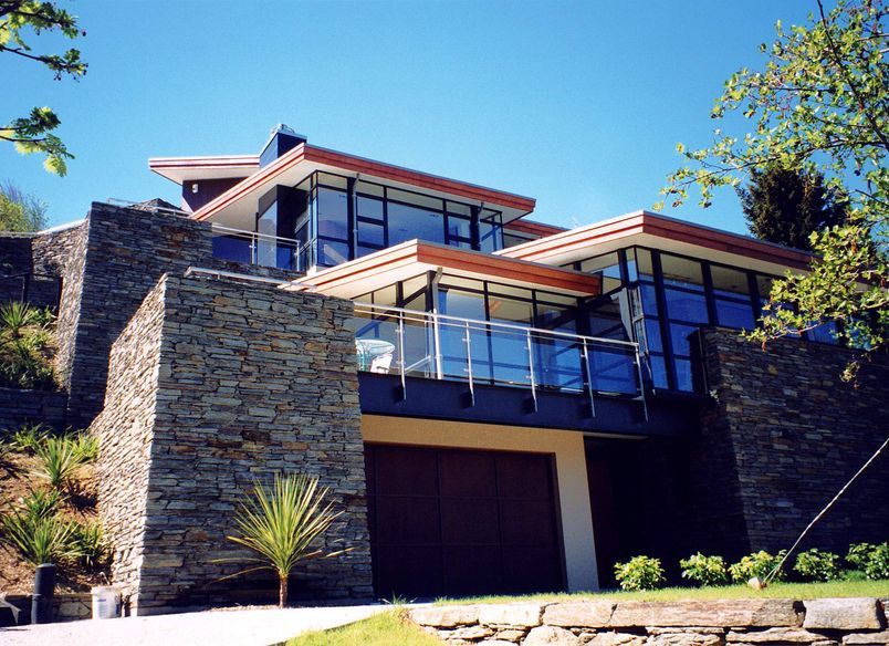Hallenstein House