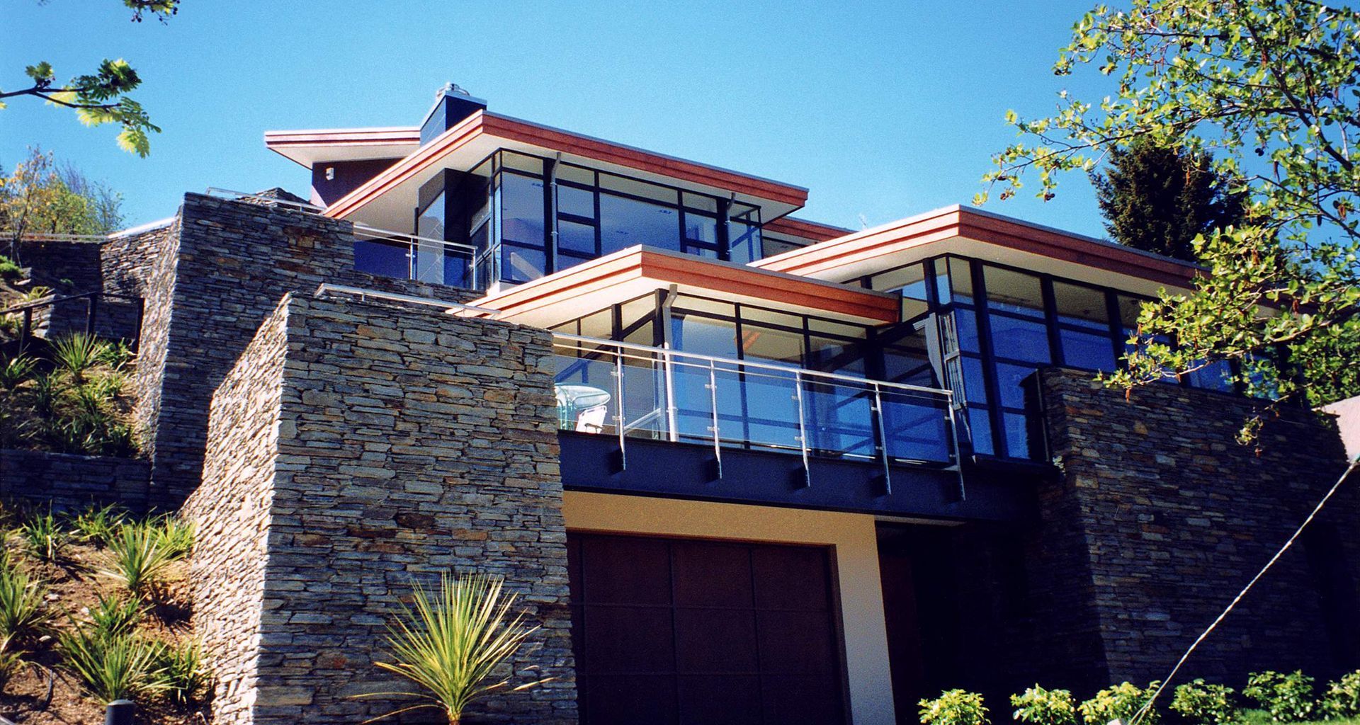 Hallenstein House banner