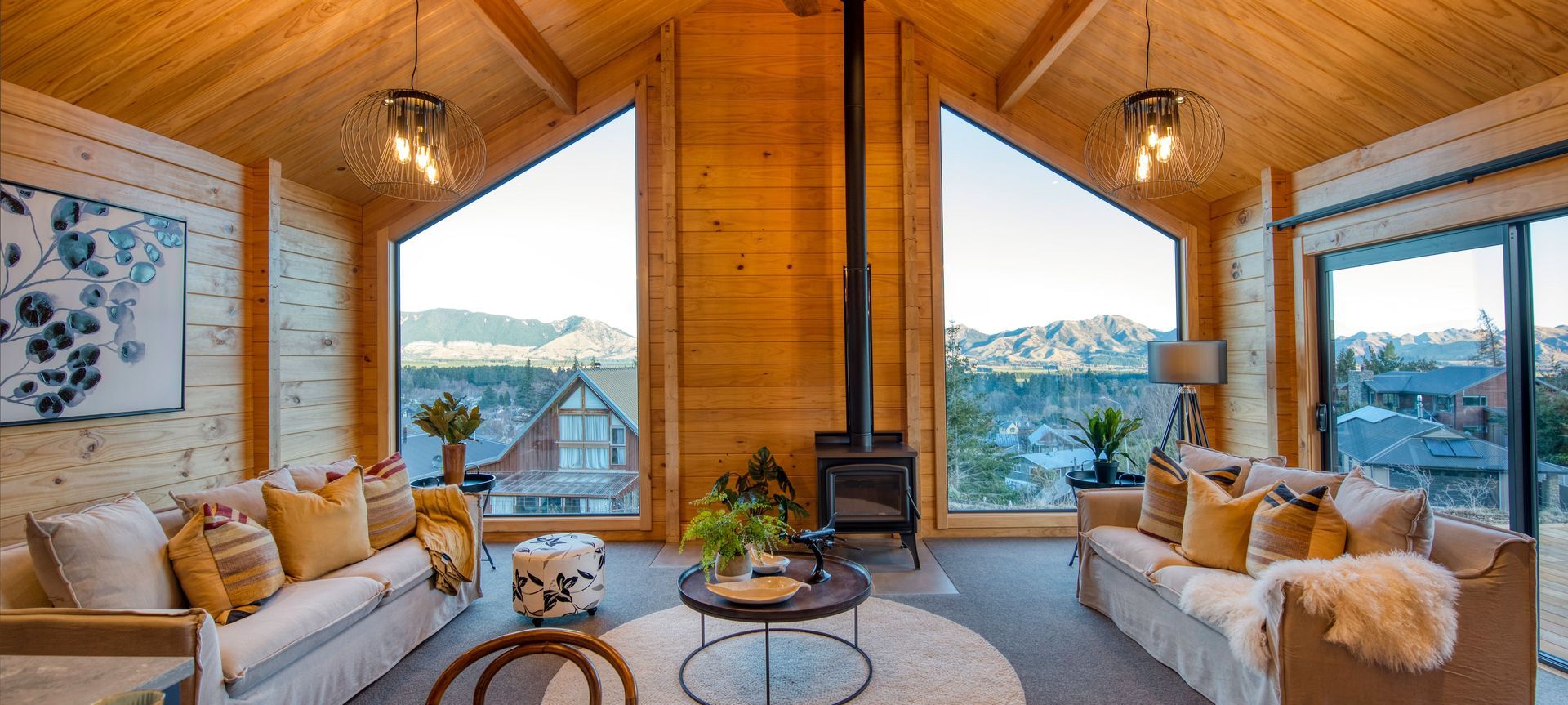 Cosy Alpine Timber Home banner