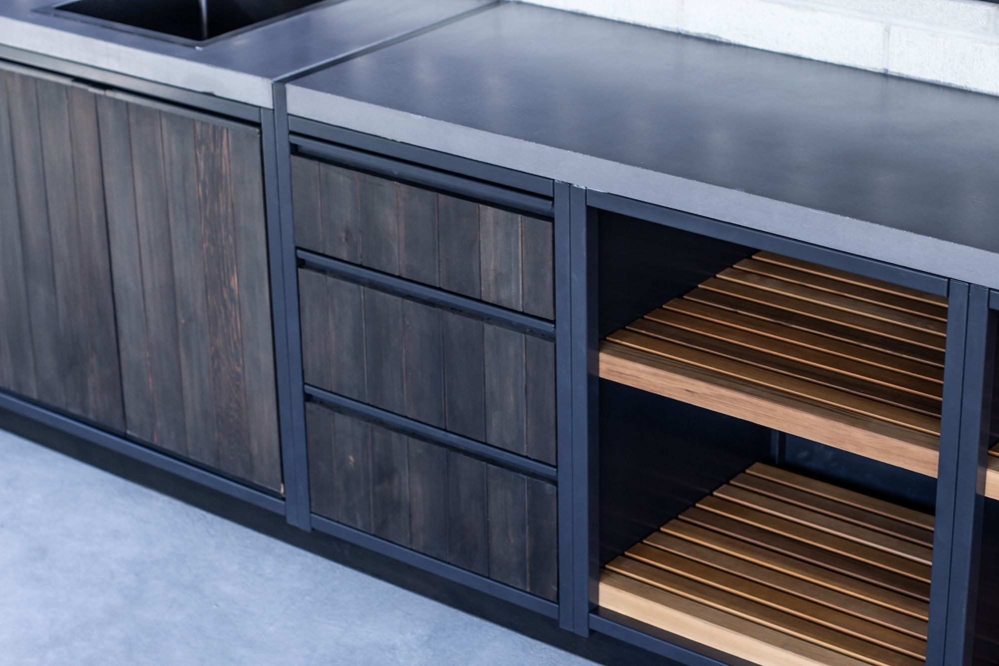 Lake Dunstan Outdoor Kitchen