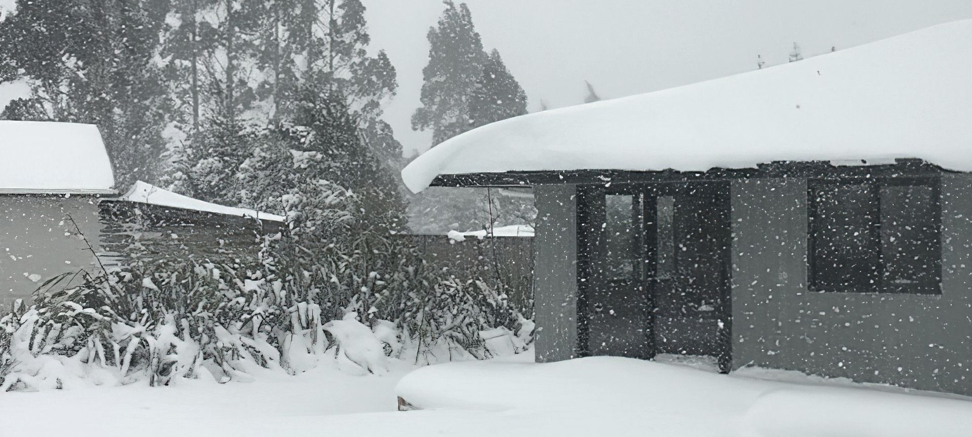 Cosy Ski Lodge for Family With SOLITEX MENTO® 3000 Connect & INTELLO® Airtightness System banner