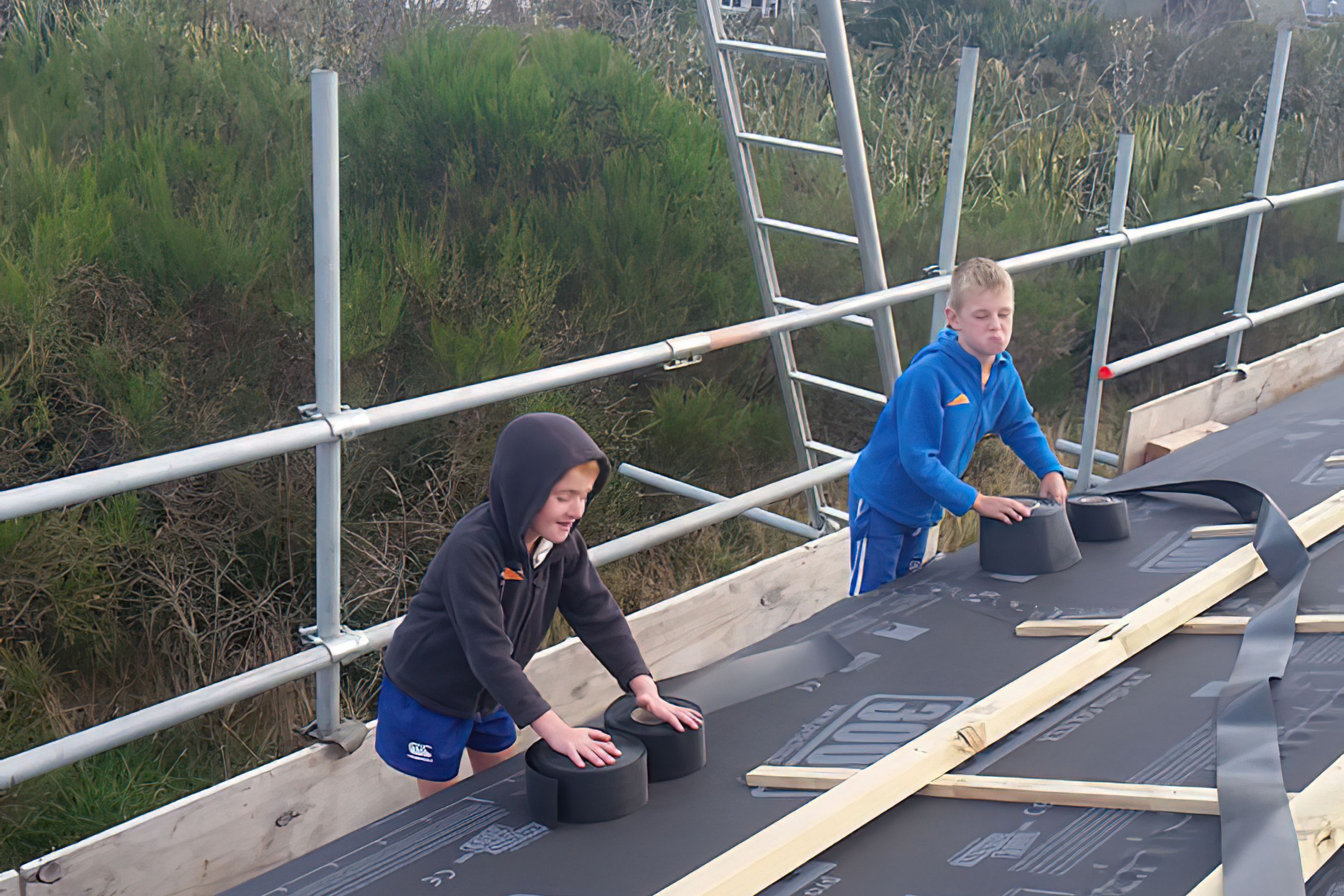 Cosy Ski Lodge for Family With SOLITEX MENTO® 3000 Connect &amp; INTELLO® Airtightness System