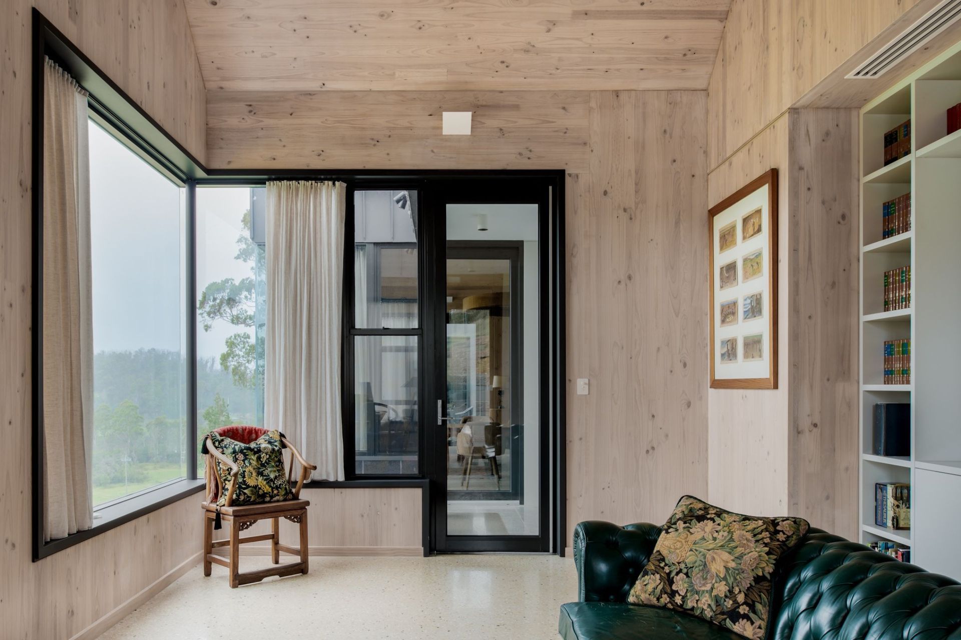 Kiah-Interior-web-12-BN-Website-Project-Gallery-Landscape-image-specs.jpg
