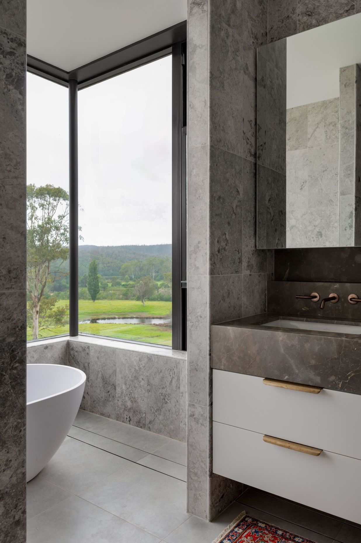 Kiah-Interior-web-6-BN-Website-Project-Gallery-Portrait-image-specs.jpg