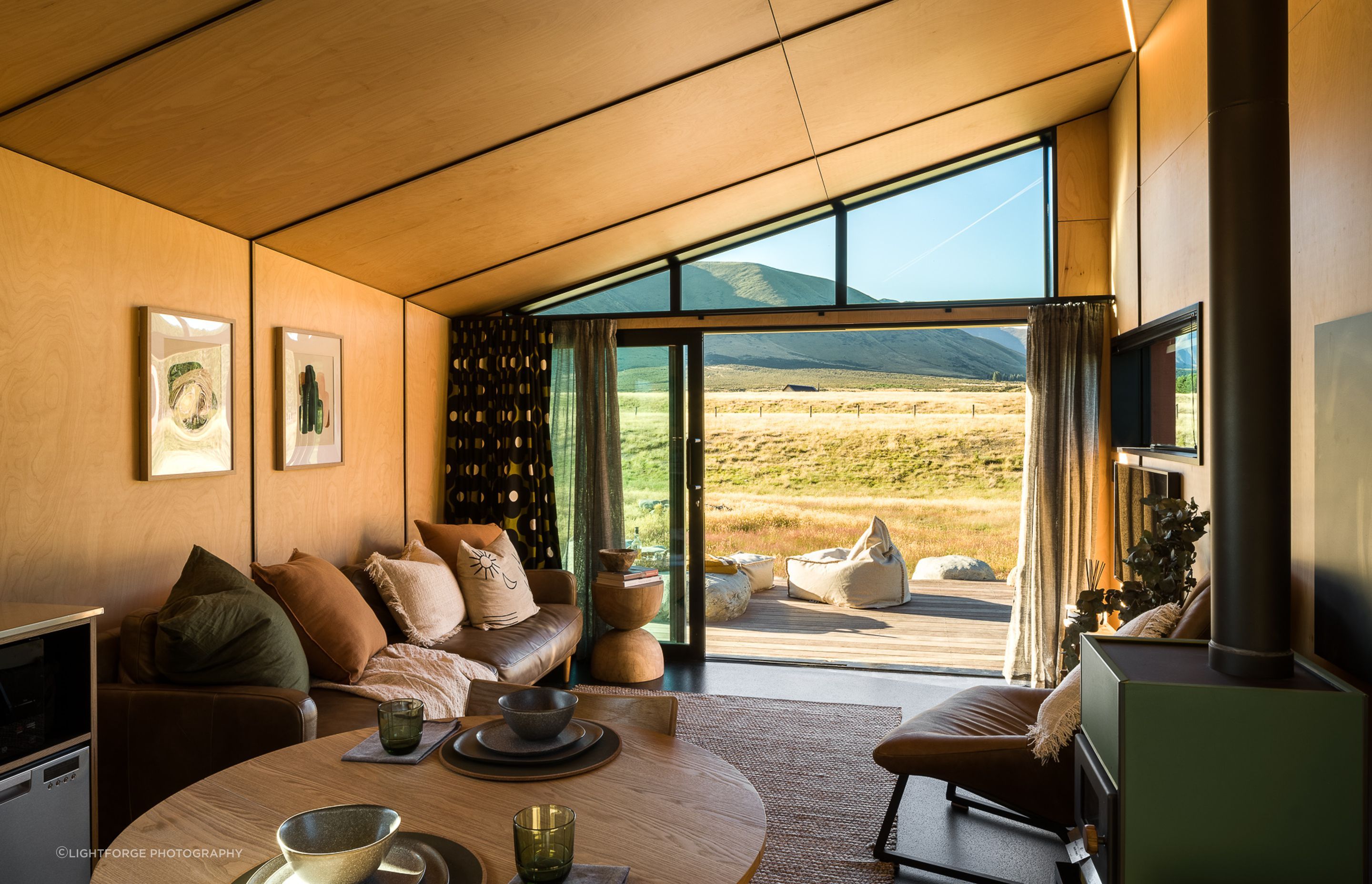 Conceived as a place for relaxation and retreat the intention was to provide for only the essentials: a place to cook, sleep, reflect and bathe.