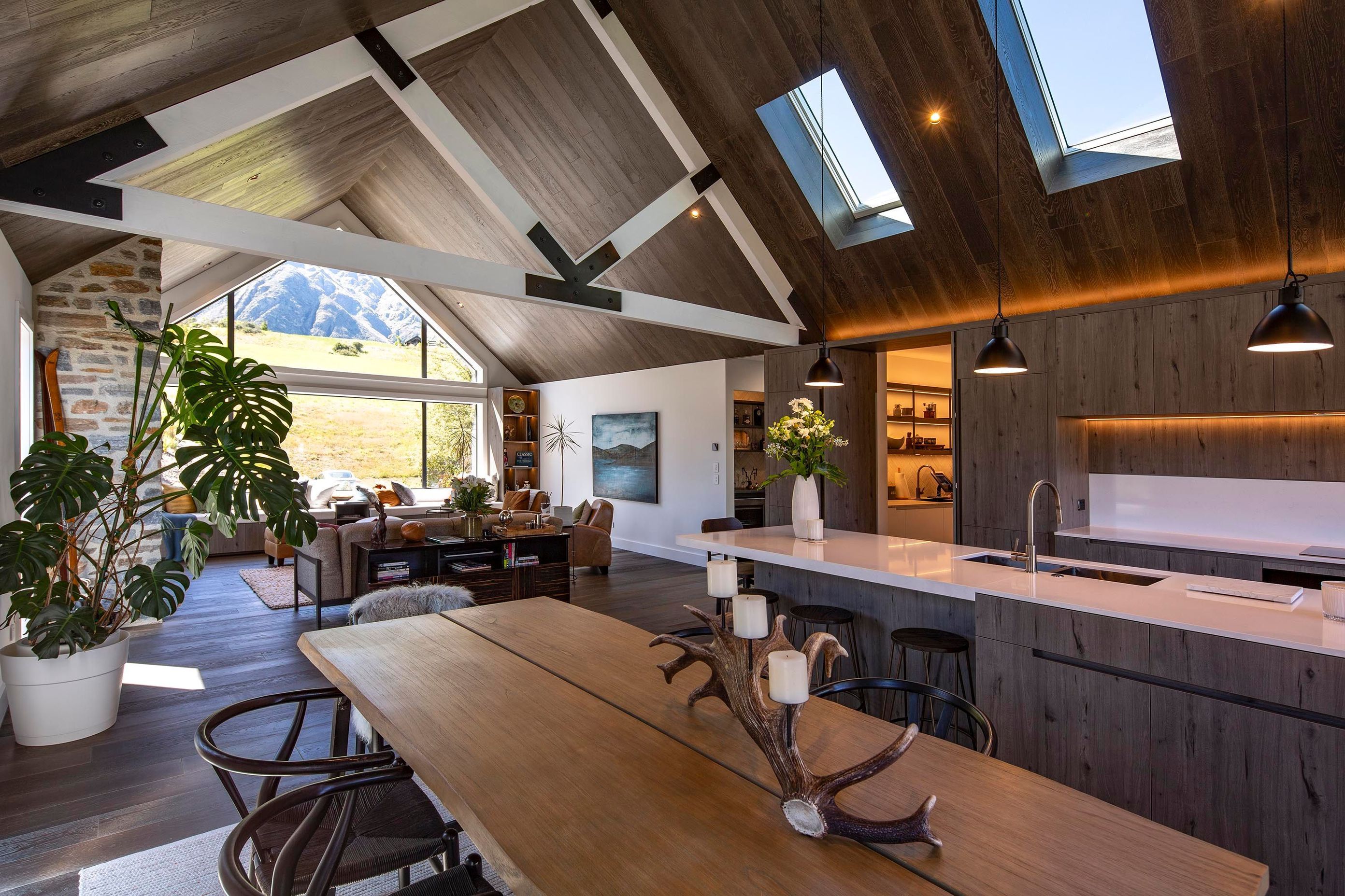 Open-truss-ceiling-dining-kitchen-living.jpg