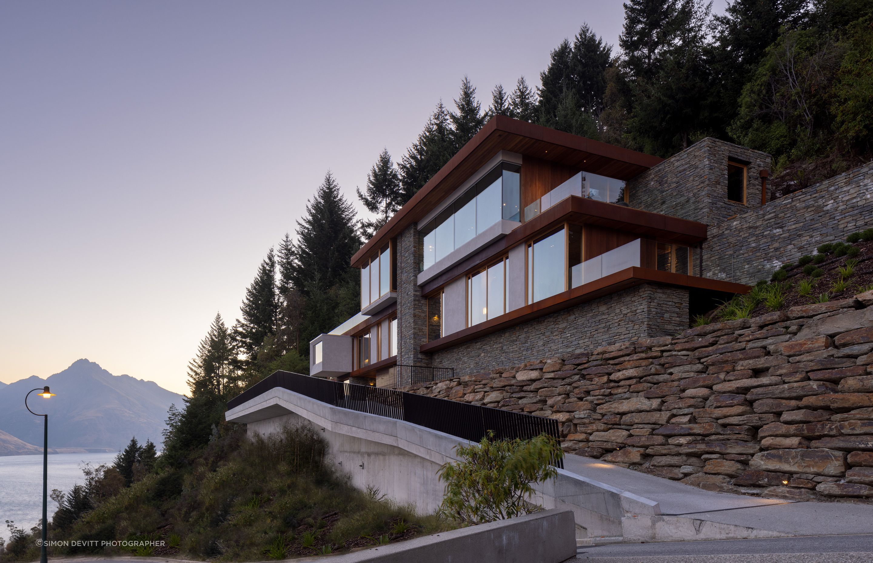 RockSolidHouseSimonDevitt1-v3.jpg