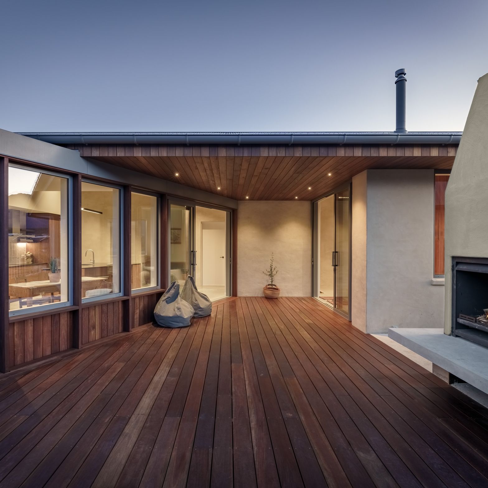 SL400155-HDR-Editawkdun-outside-v3.jpg