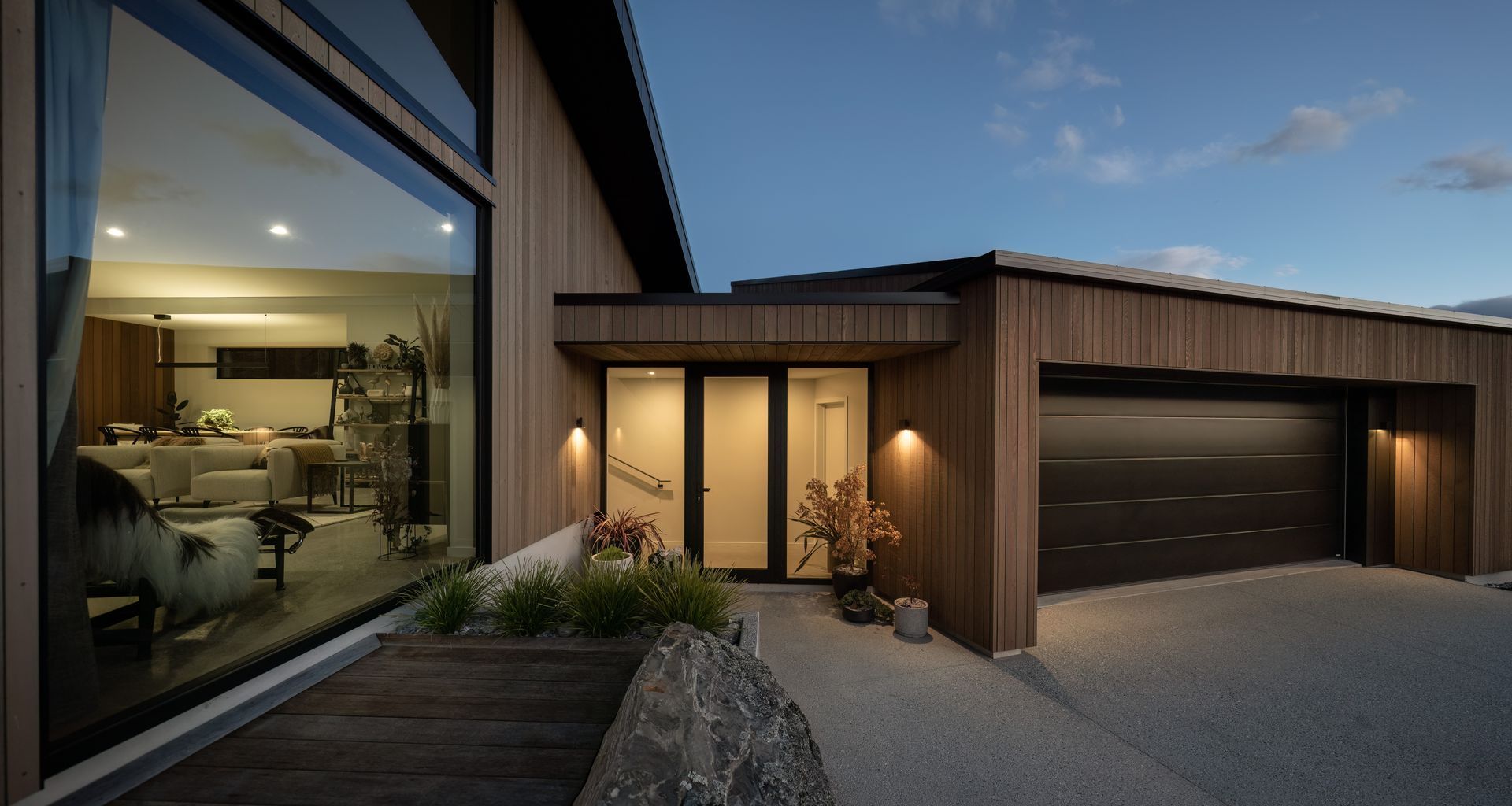 Alpine Living - Queenstown banner