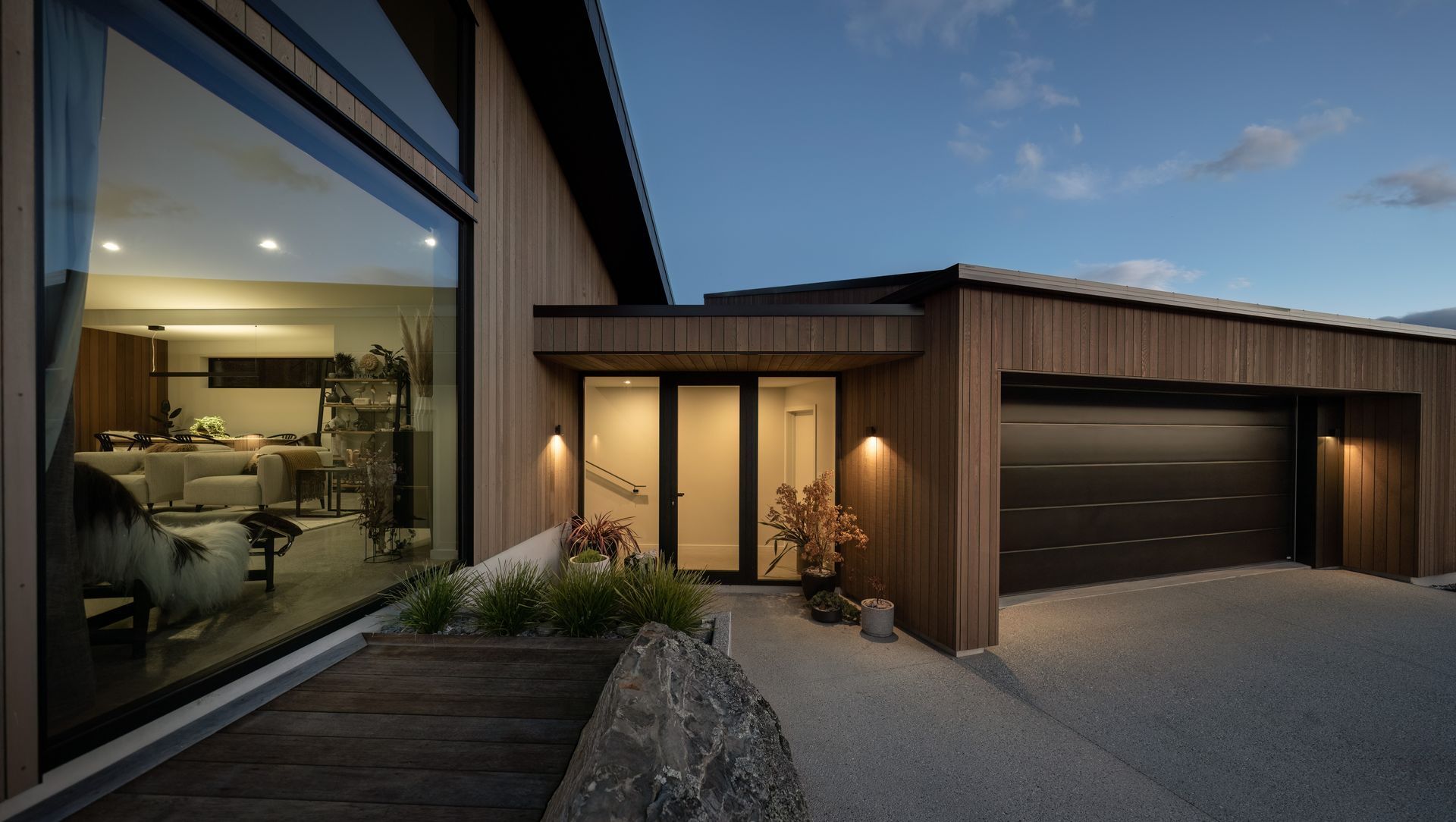 Alpine Living - Queenstown banner