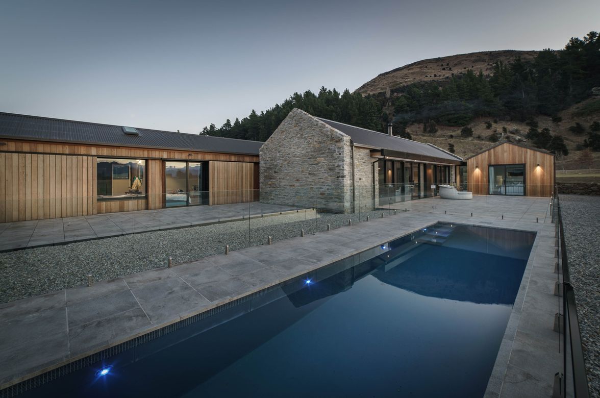 Hillend Home