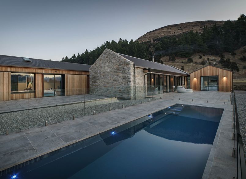Hillend Home