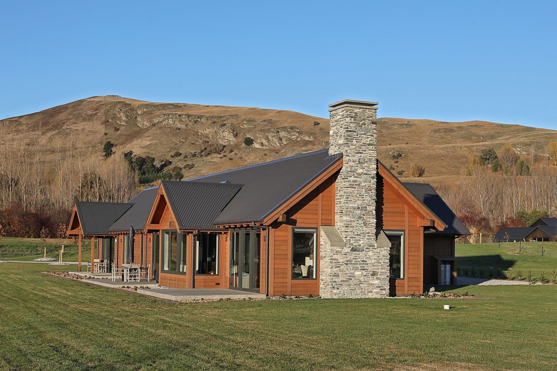 Dalefield Home in the Meadow