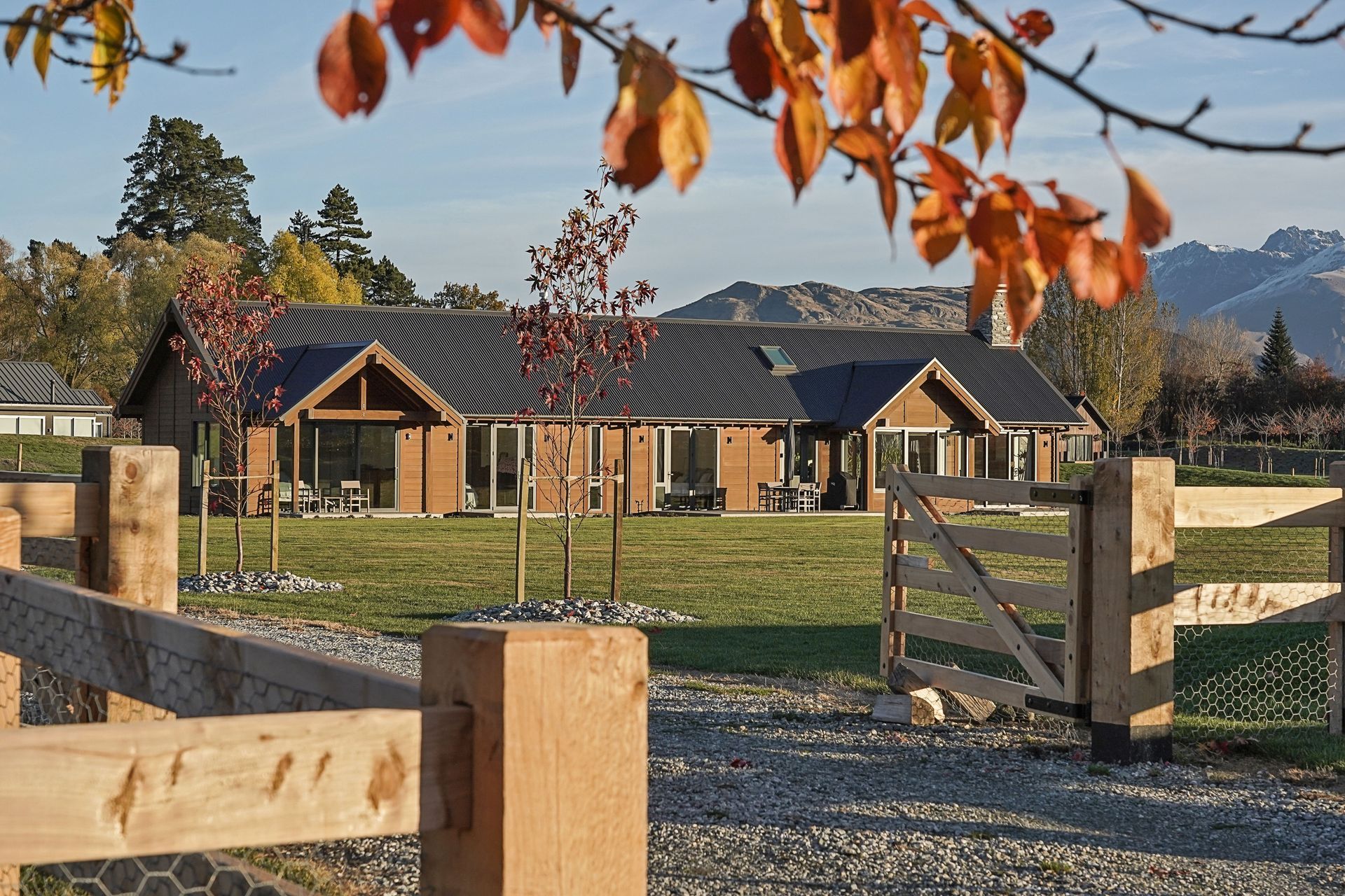 Dalefield Home in the Meadow