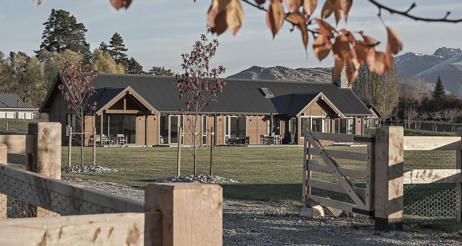 Dalefield Home in the Meadow banner
