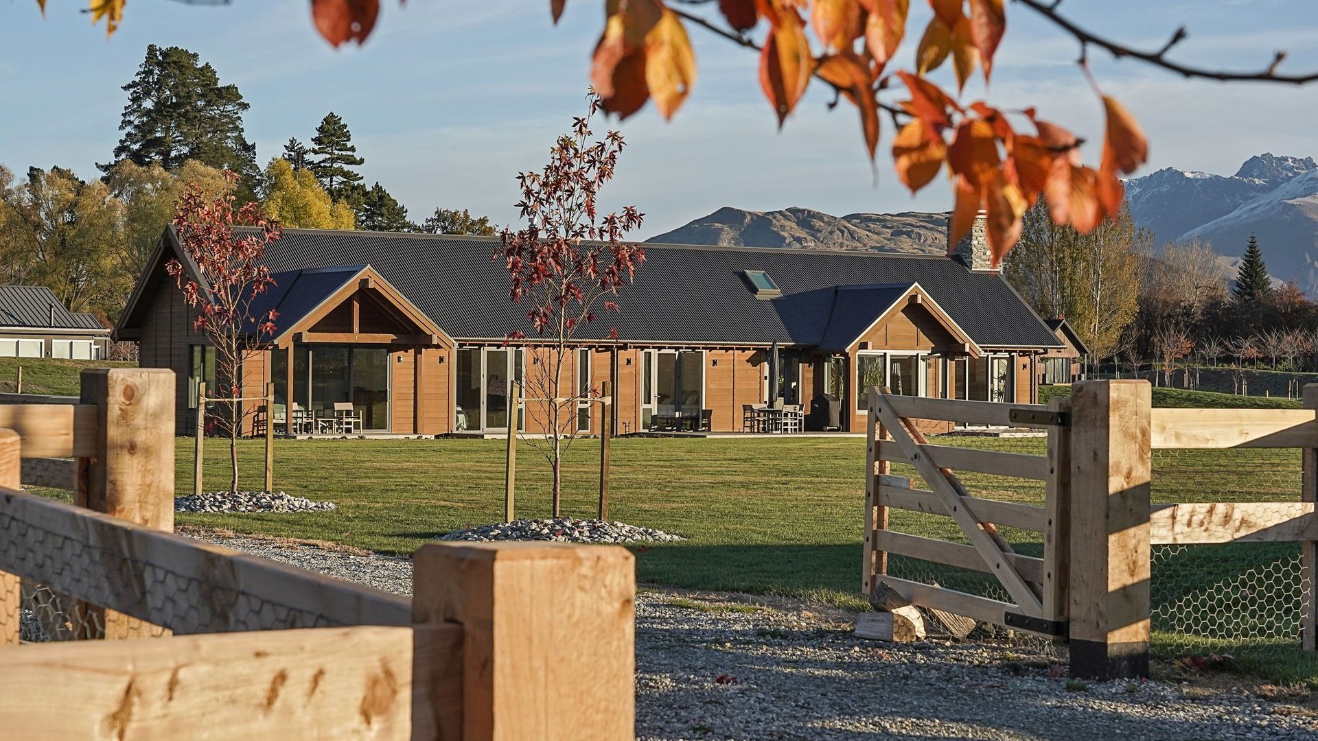 Dalefield Home in the Meadow banner