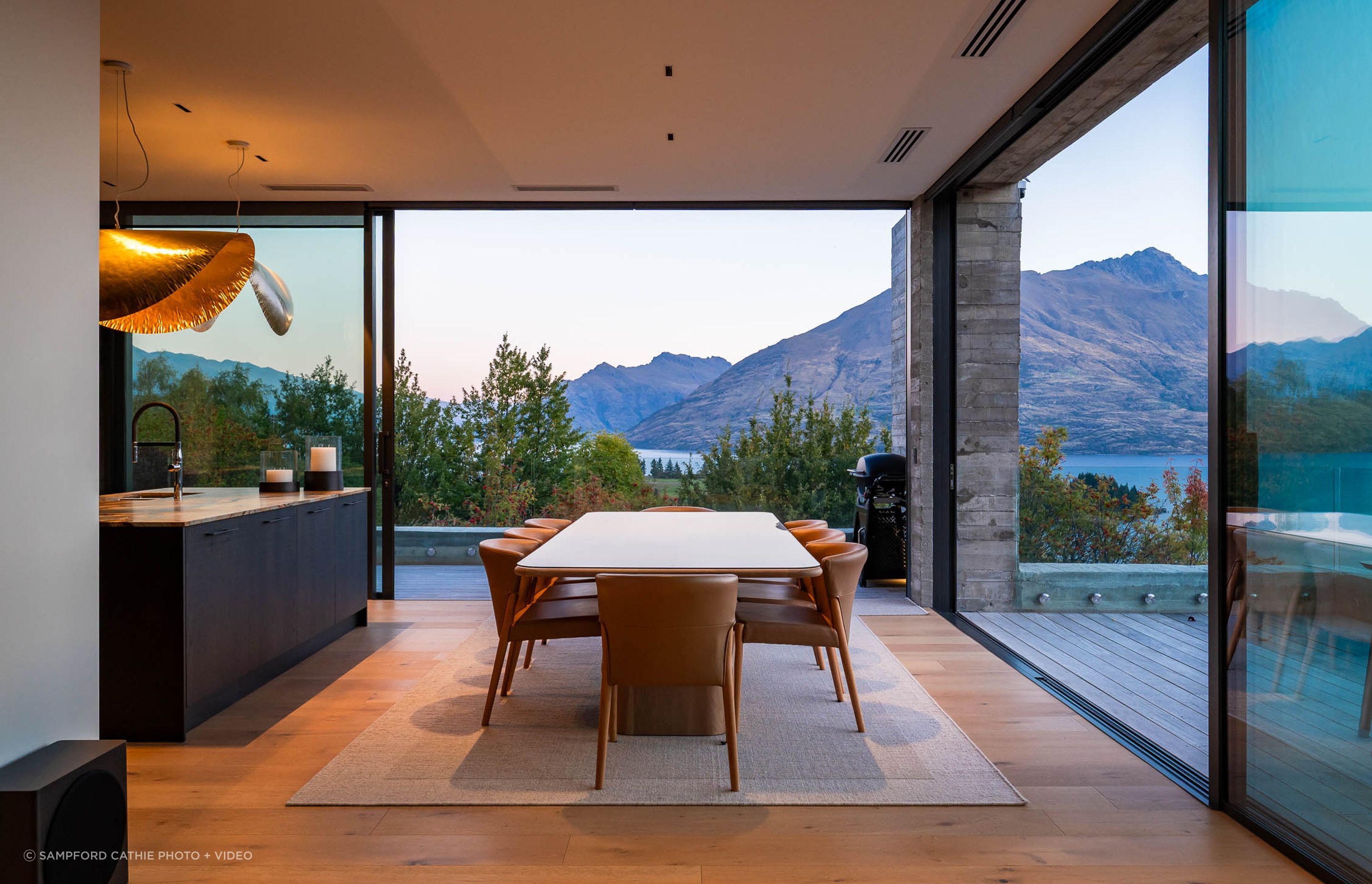 Sampford-Cathie-Wanaka-Photographer-9-v2.jpg