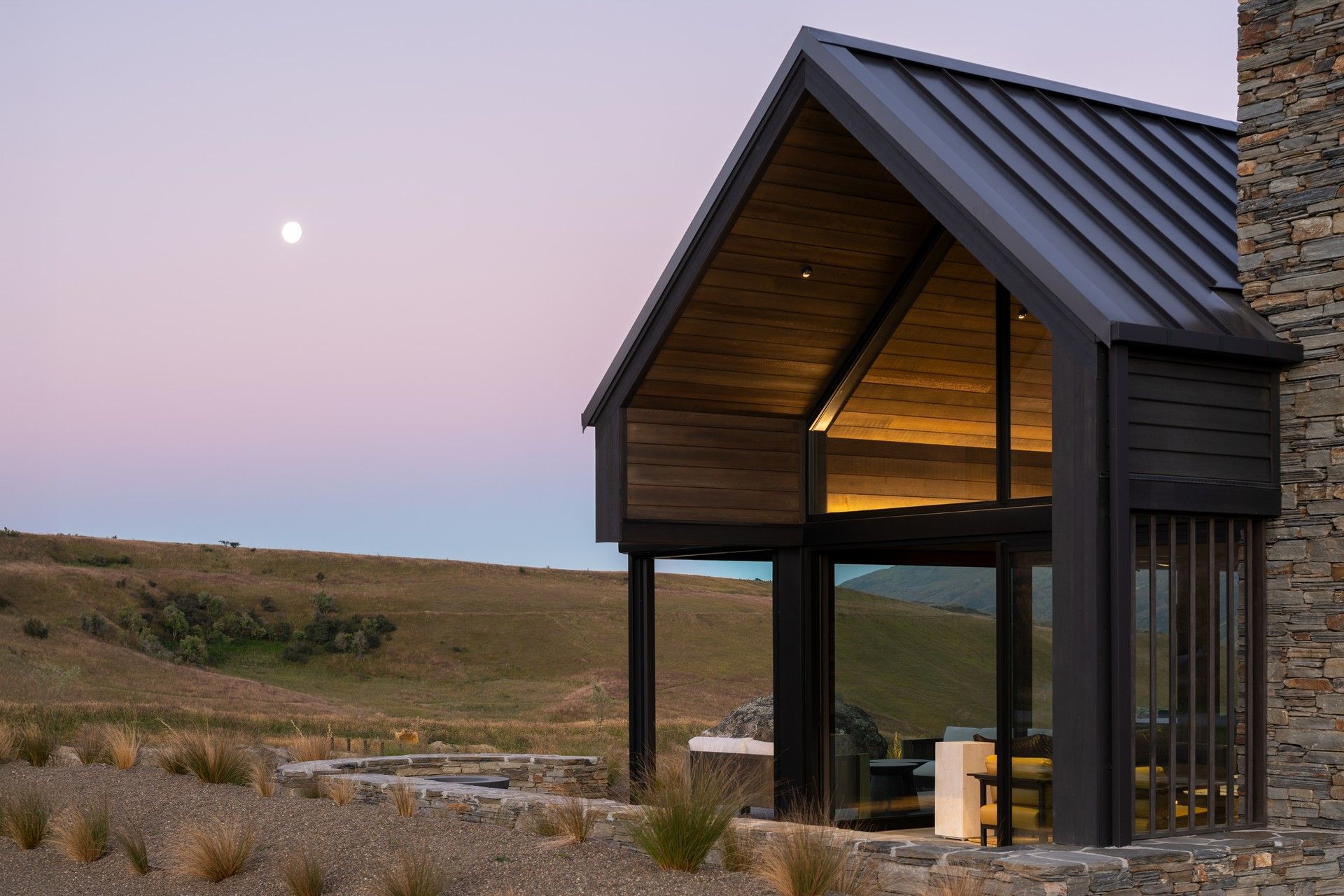 Tuhura-Lodge-Mt-Cardrona-Johnston-Architects-004-.jpg