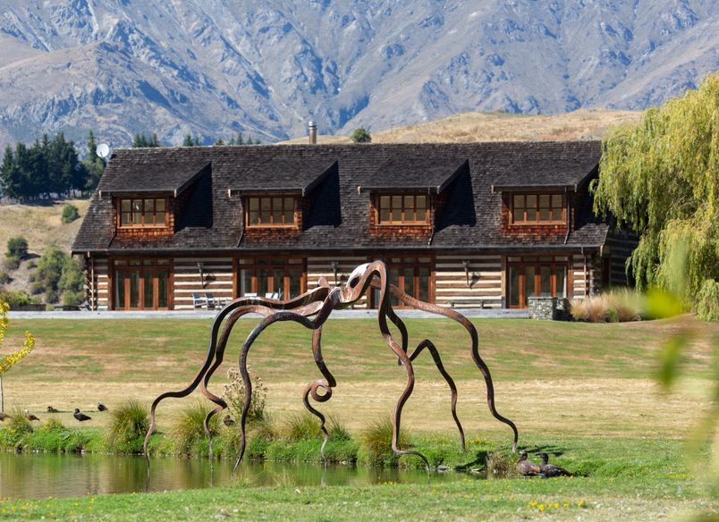 Mooney Road Queenstown | White Fang