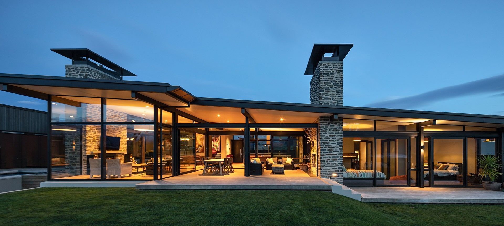 Alpine Terrace, Wanaka banner