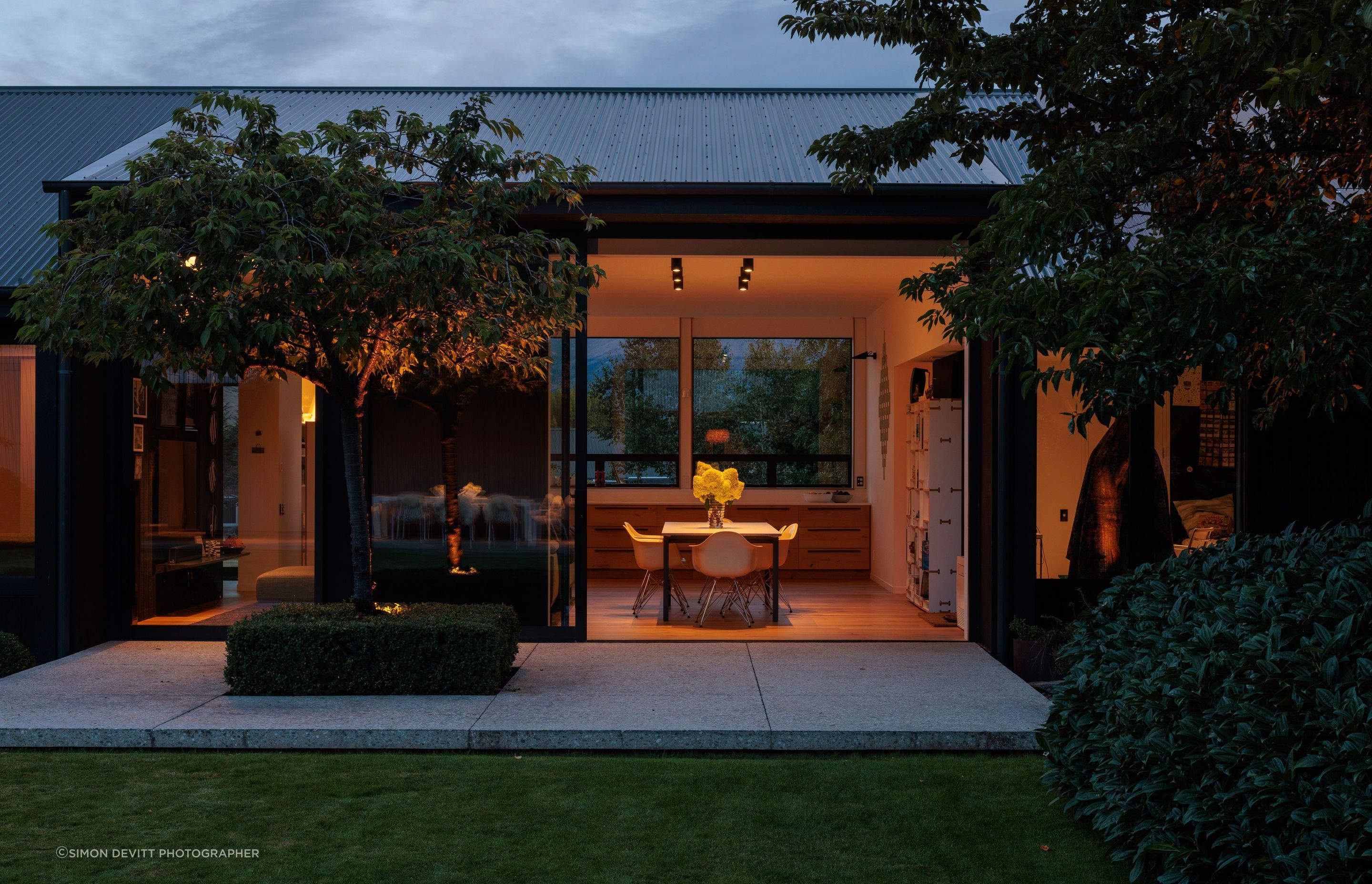 ourhousehouselivingsimondevitt5.jpg