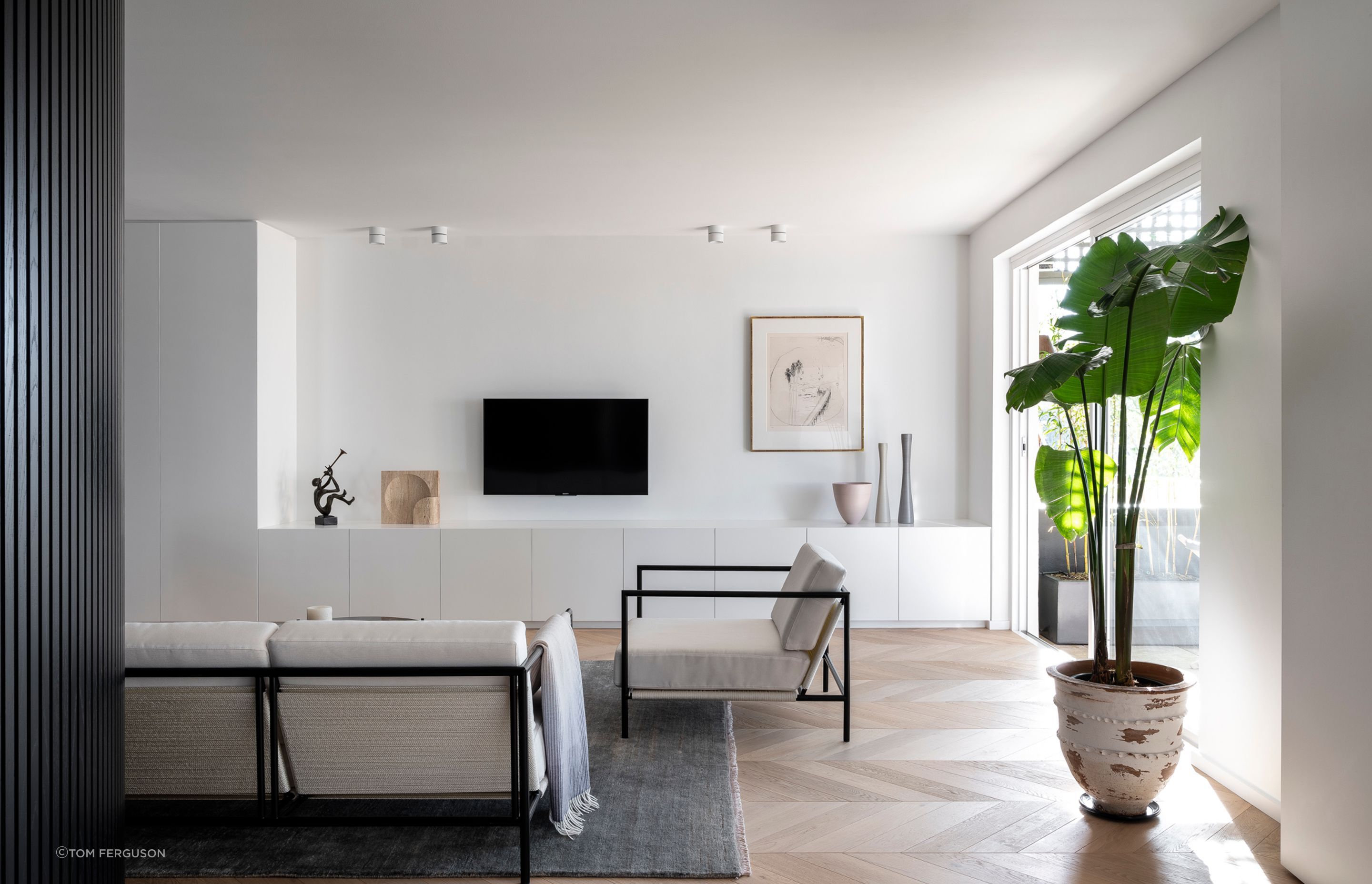 Crescent Apartment