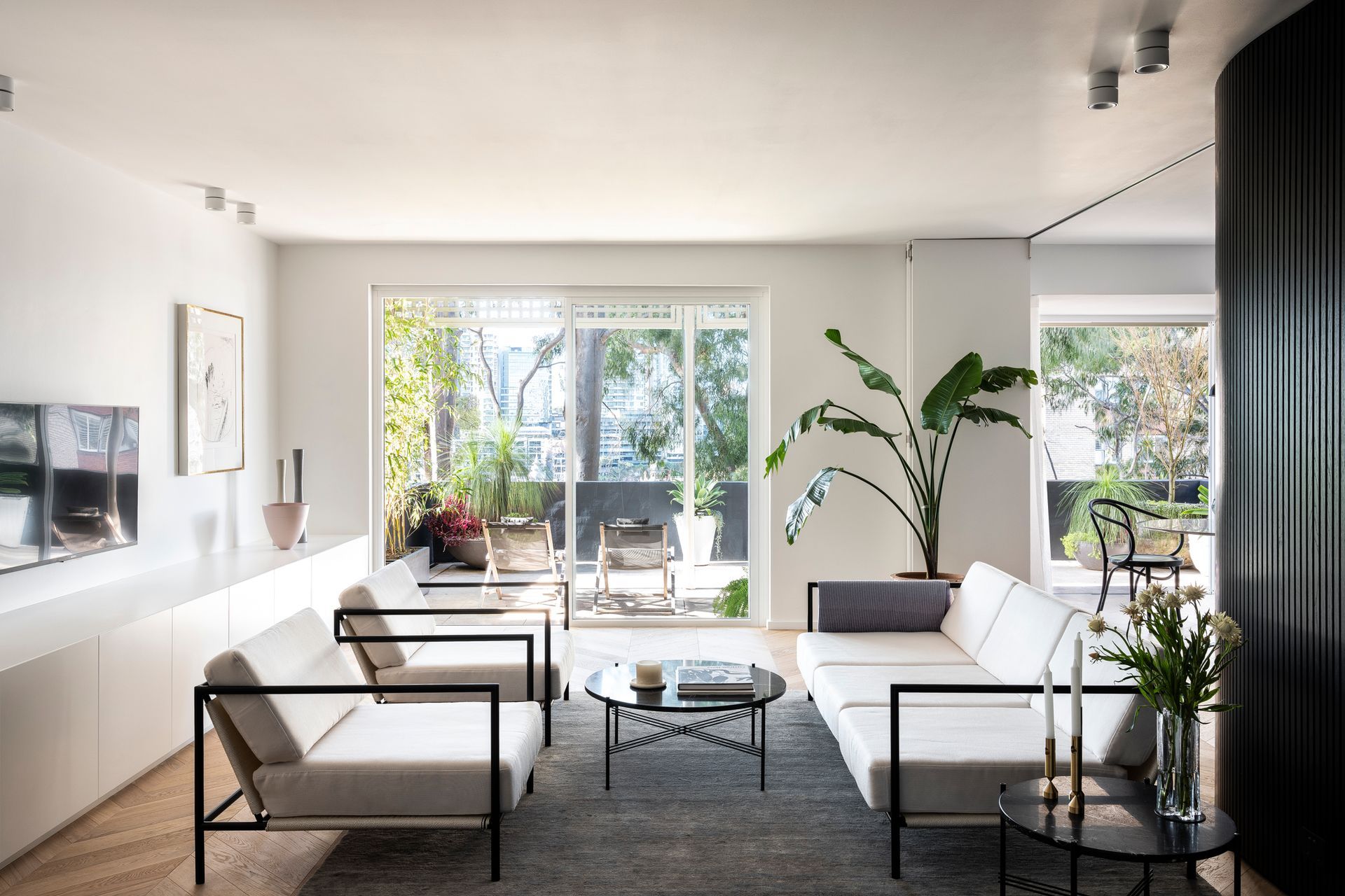 Crescent Apartment