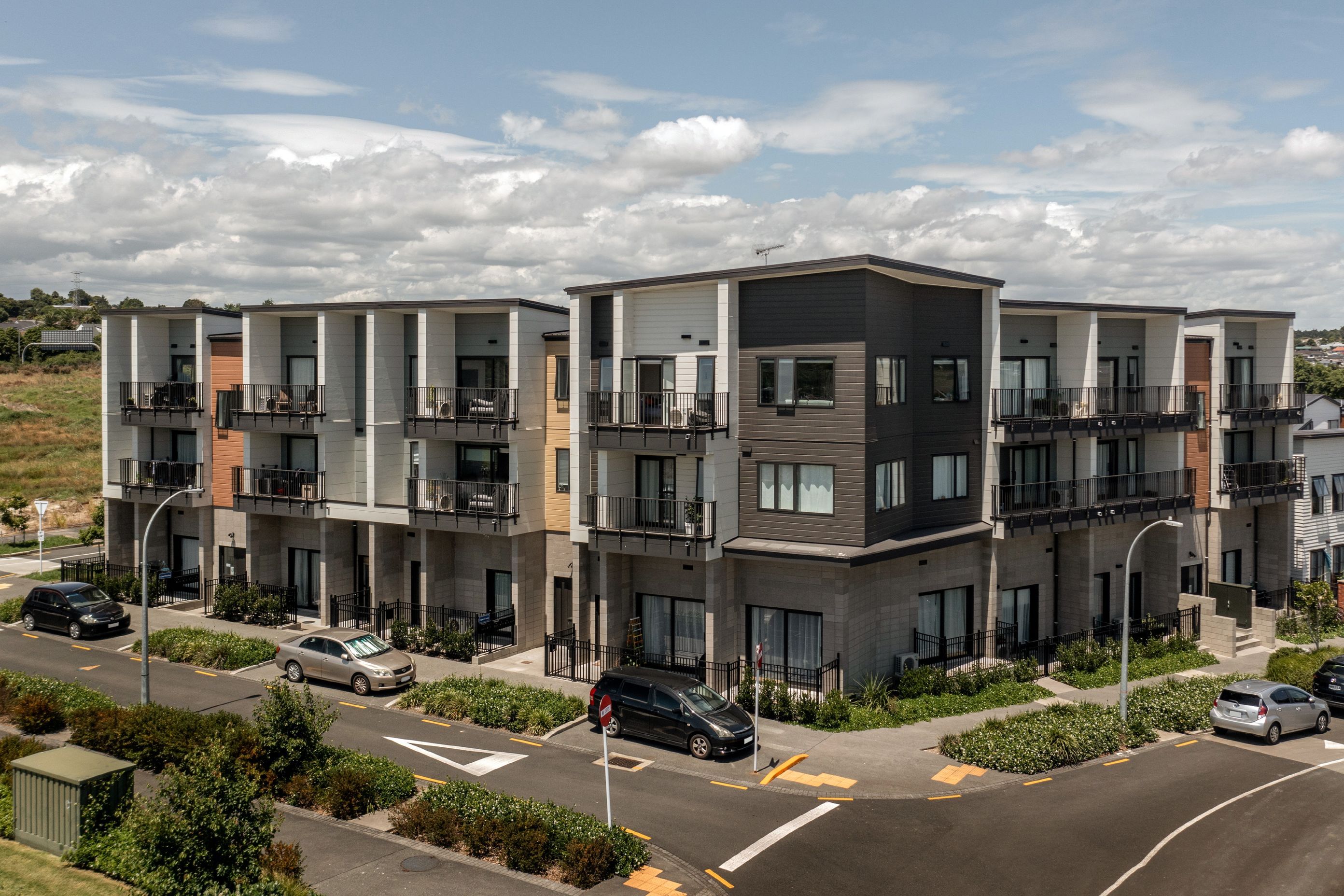 Pacific Gardens Apartments