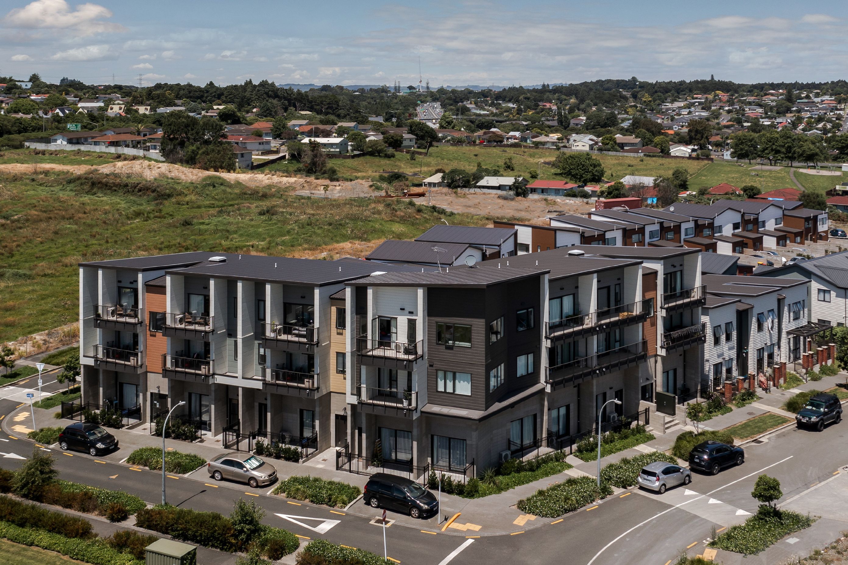Pacific Gardens Apartments