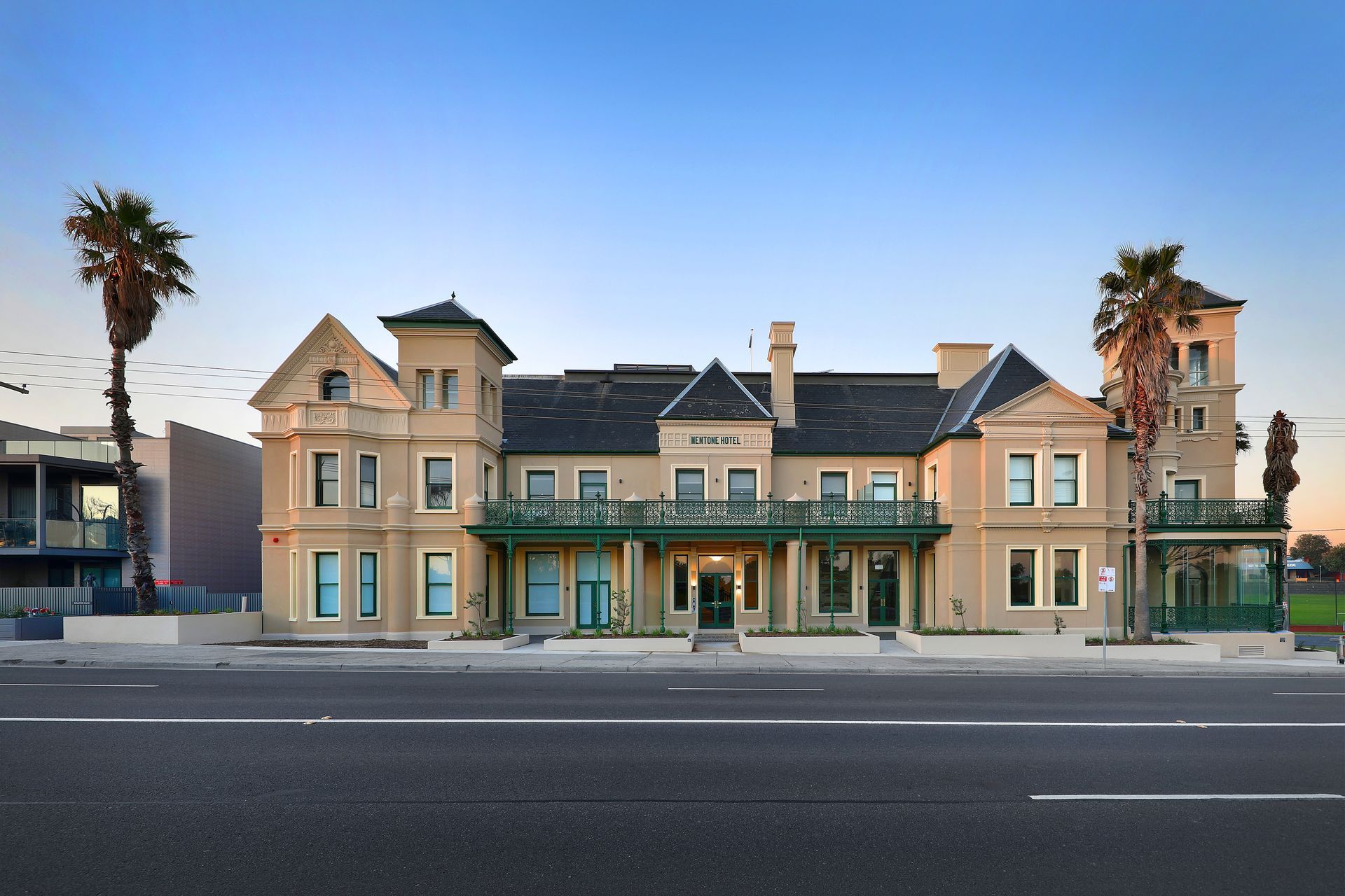 Mentone Beach Townhouses and Apartments