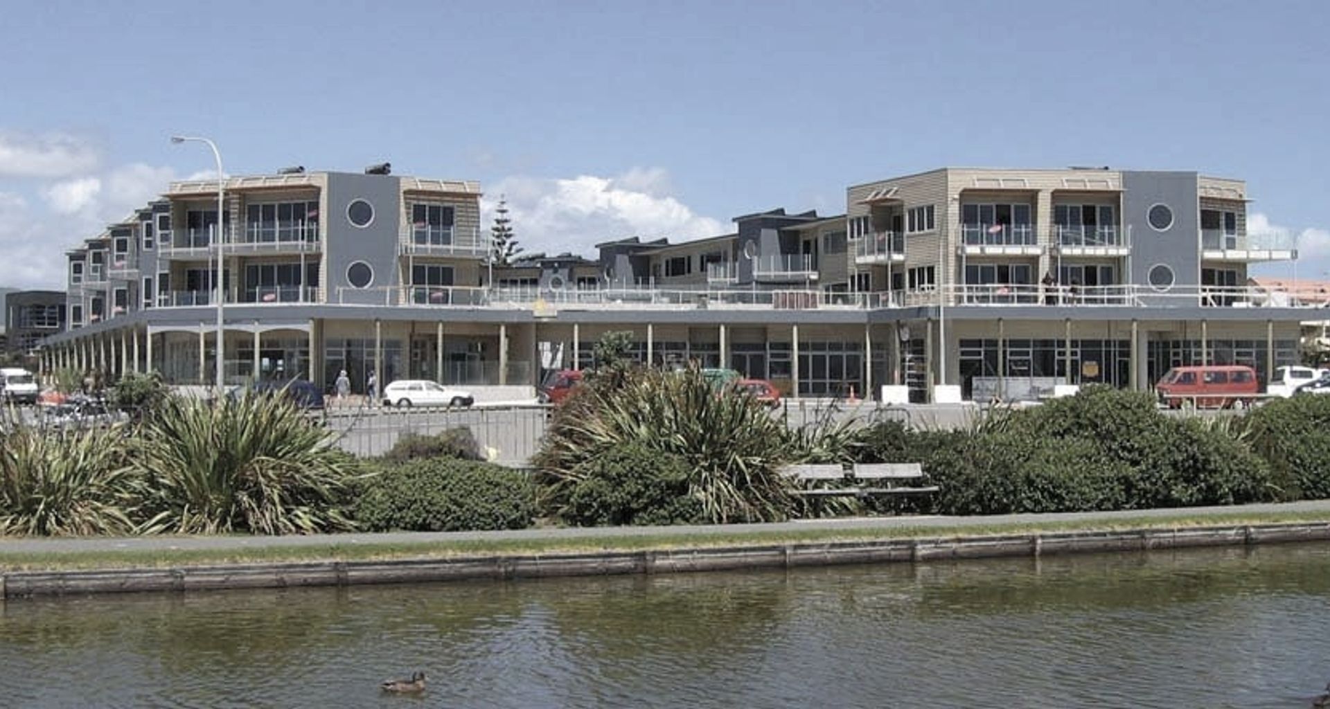 Pier Apartments banner