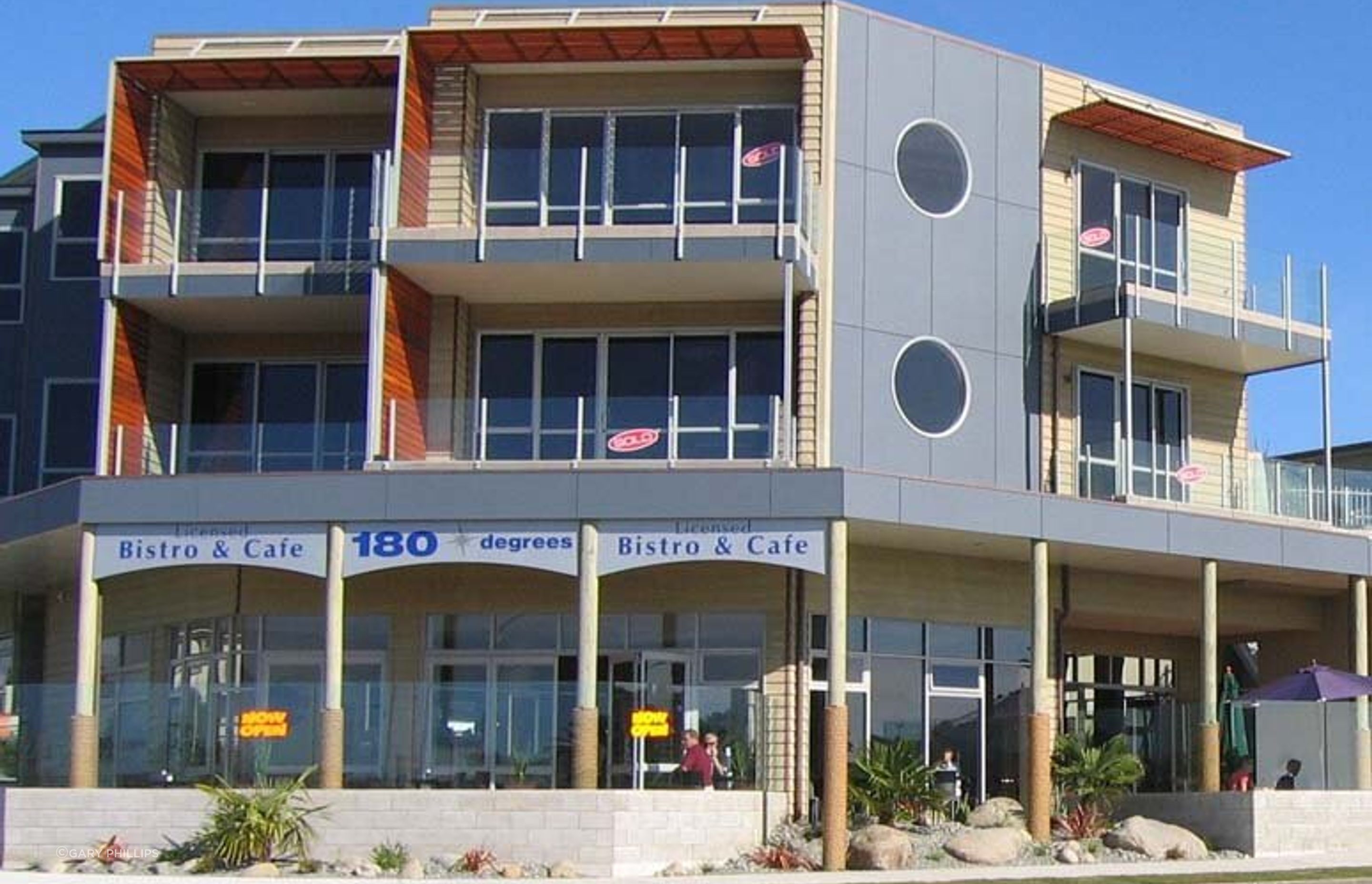 Pier Apartments