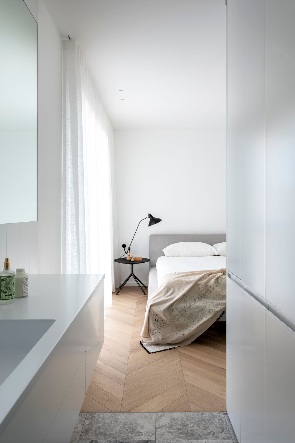 Crescent Apartment