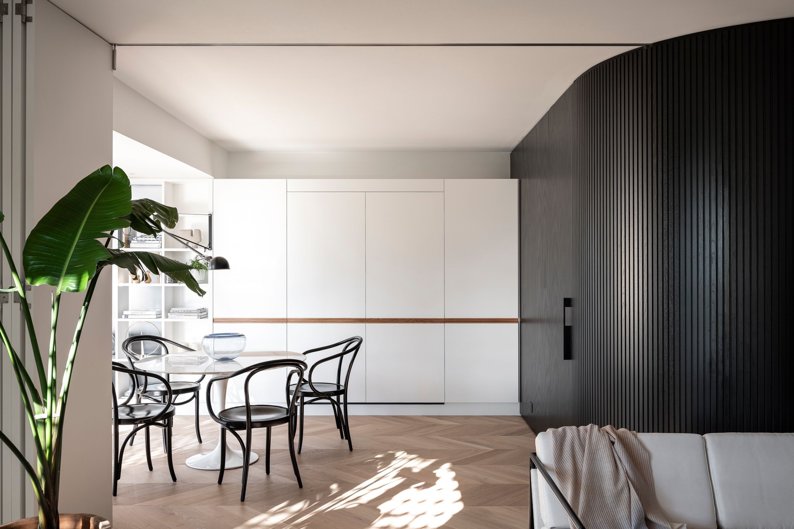 Crescent Apartment