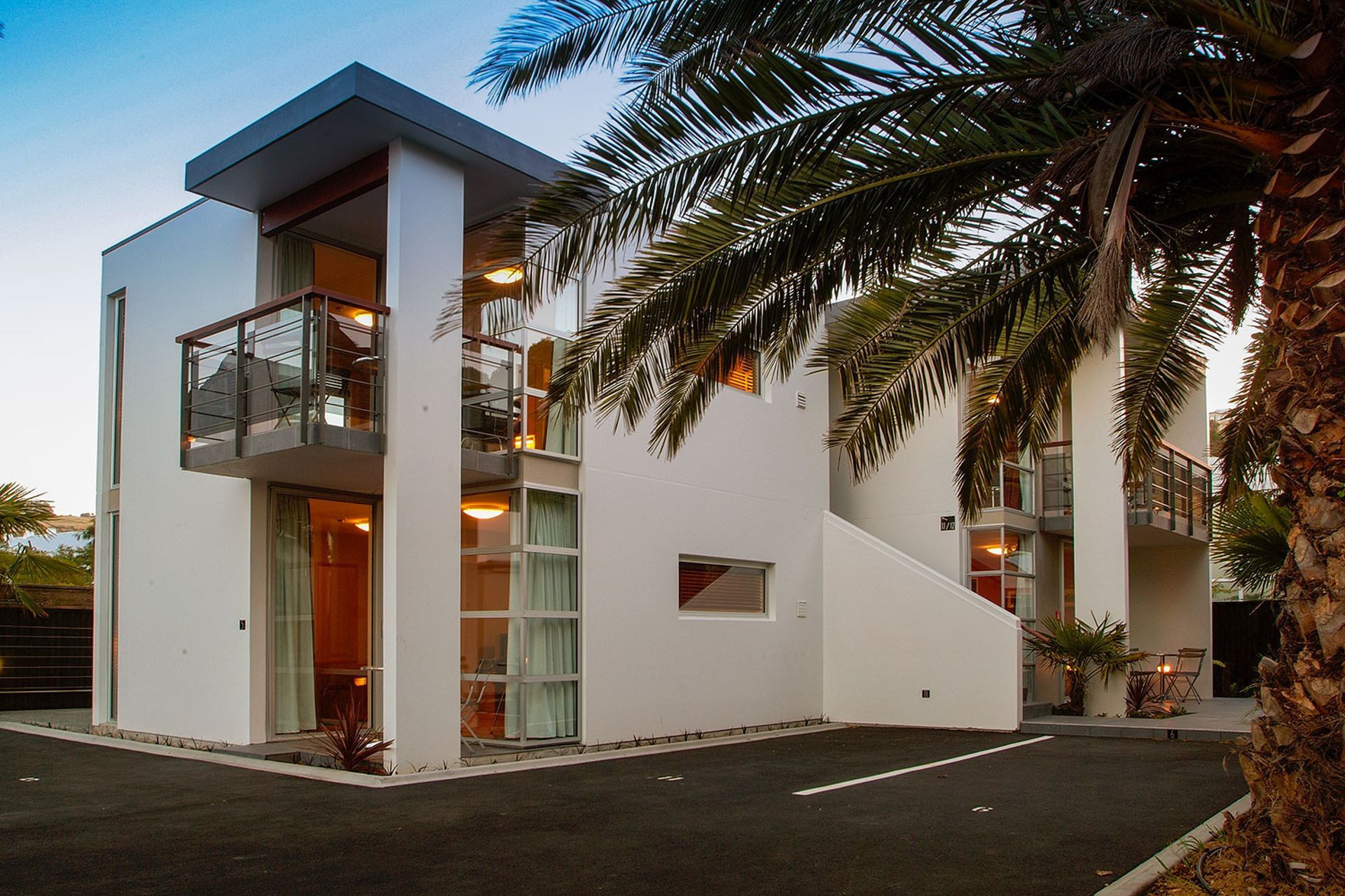 Sumner Bay Motel
