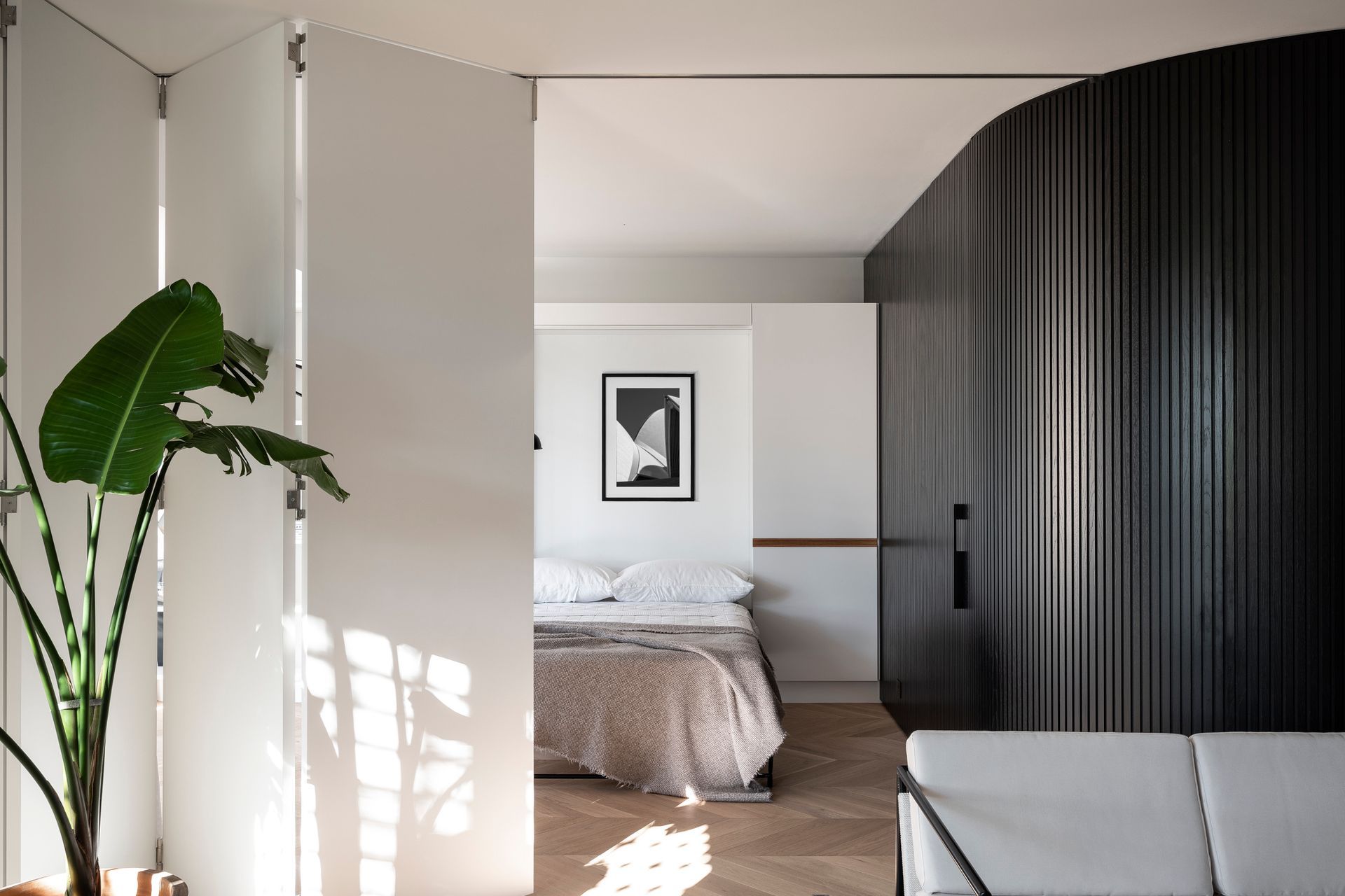 Crescent Apartment