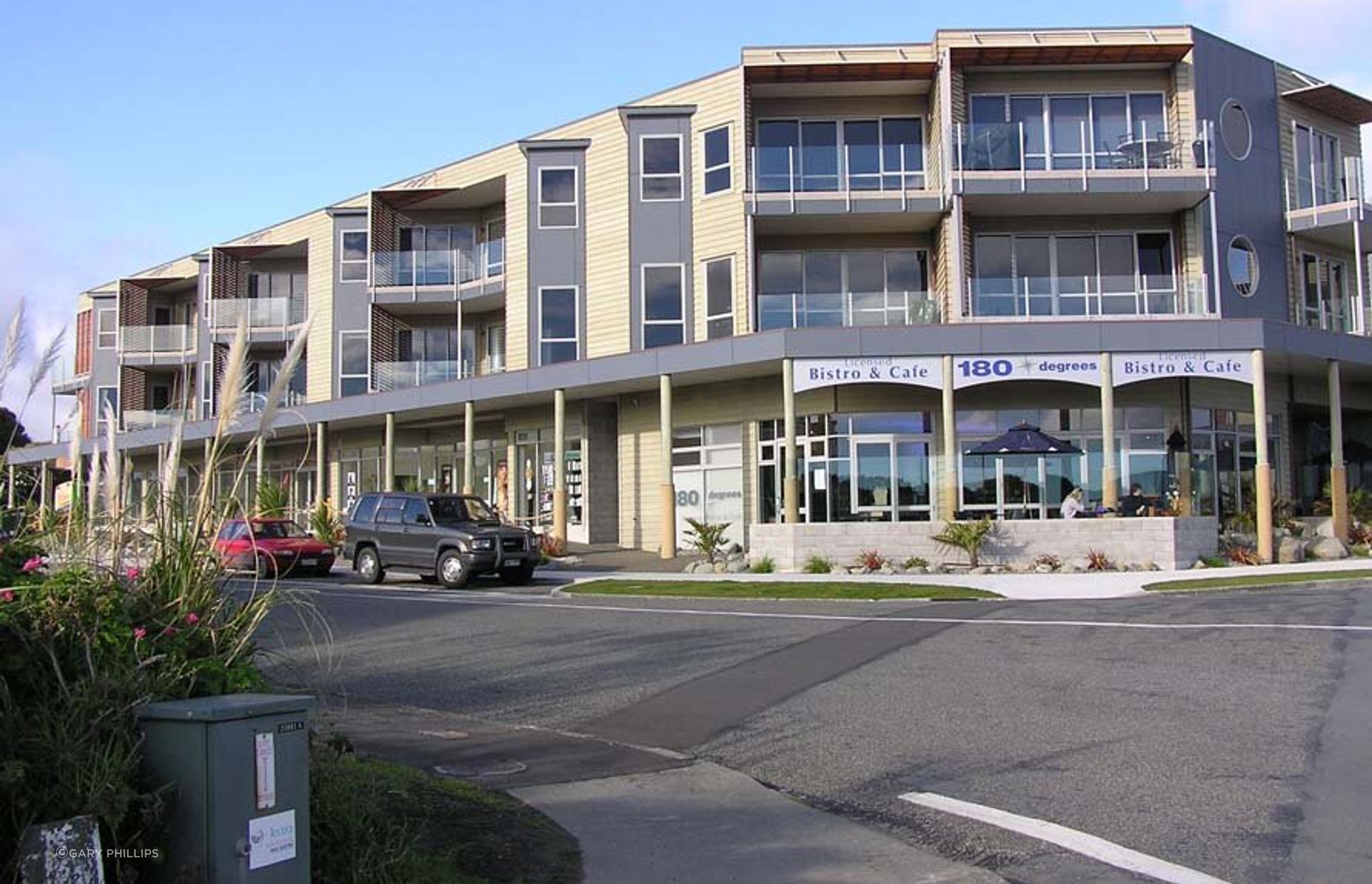 Pier Apartments