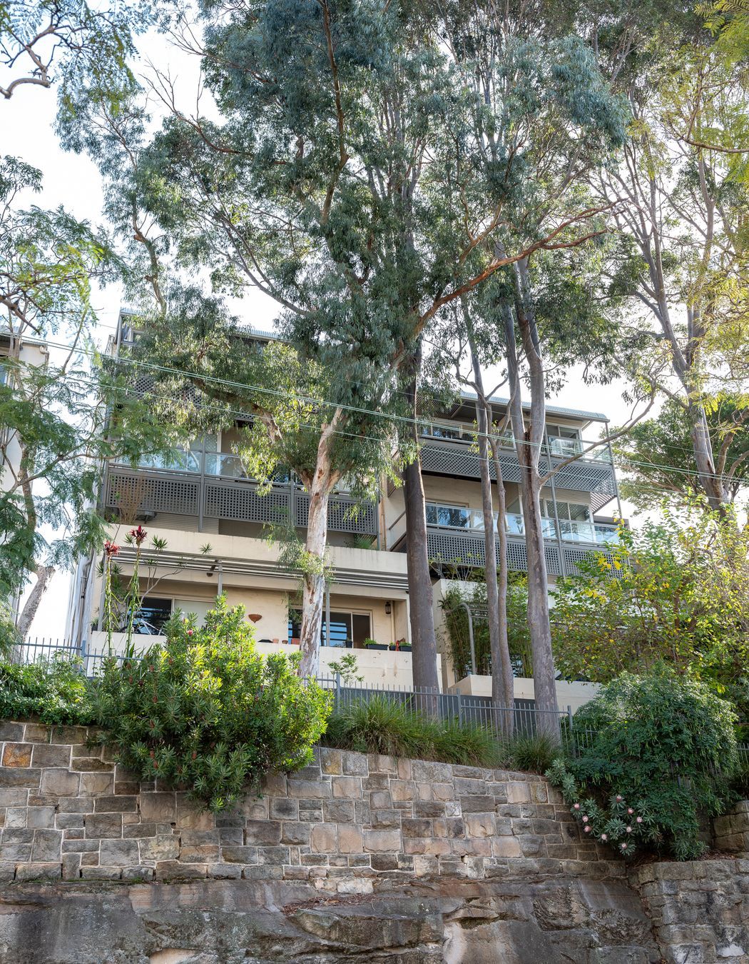Crescent Apartment
