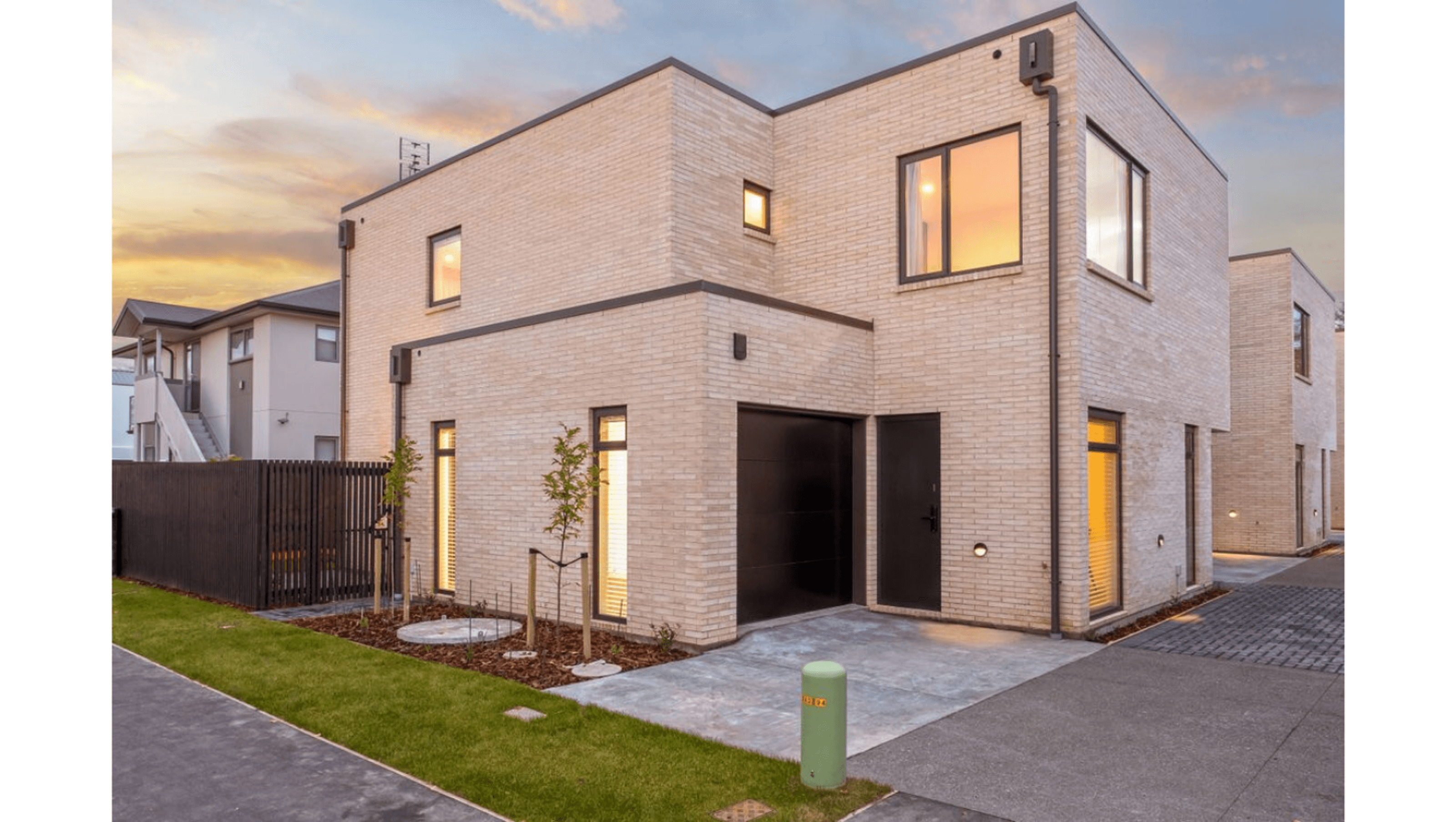 8 Winchester Townhouses