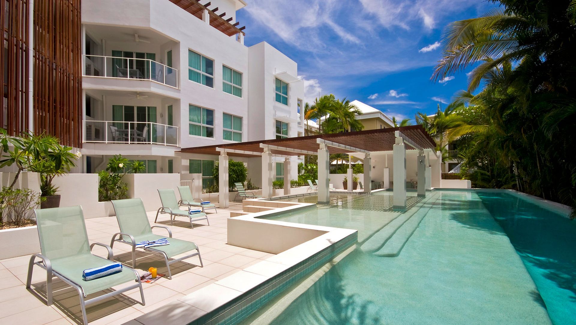 201 Living Apartments banner