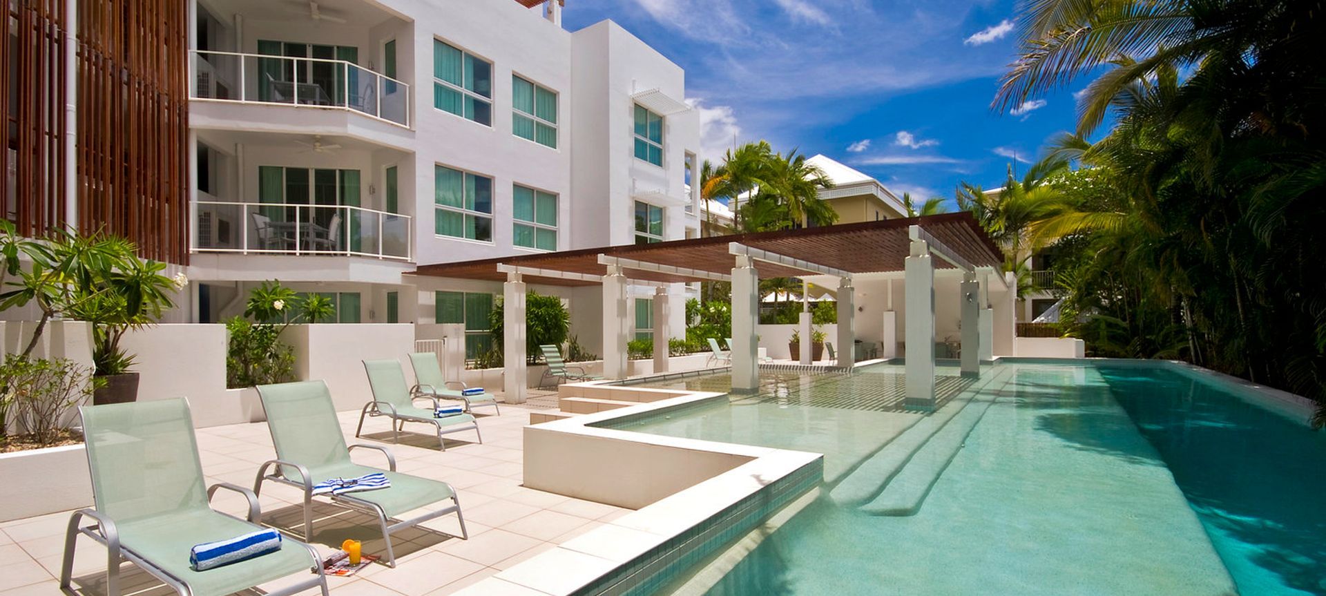 201 Living Apartments banner