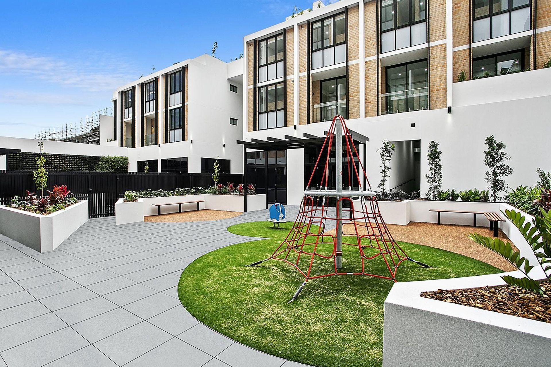 Brick Lane, St Peters